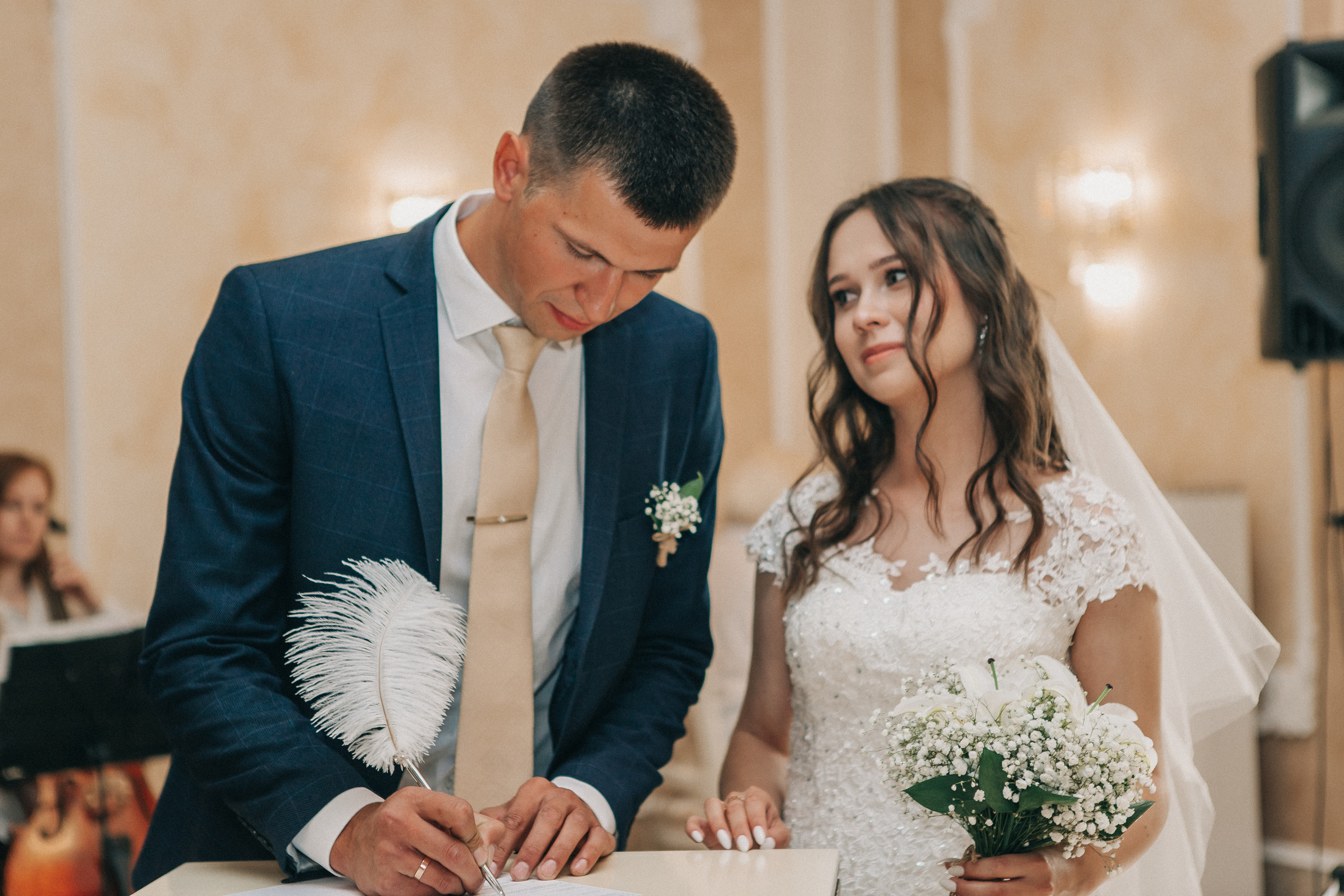 Ксения и Леонид. Бобровая долина, парк Кирова. Свадебный фотограф Юлия Сарапульцева, Ижевск