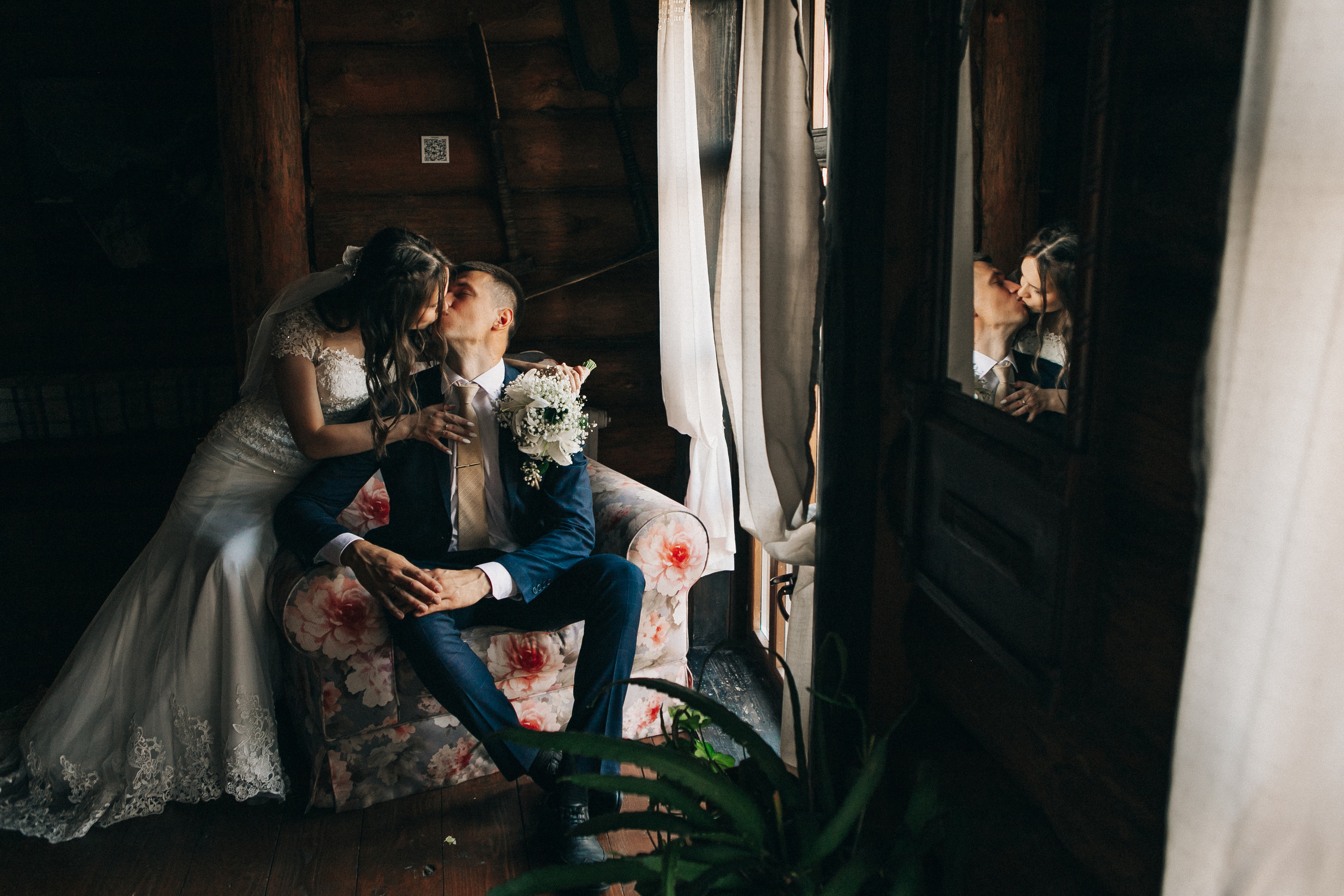 Ксения и Леонид. Бобровая долина, парк Кирова. Свадебный фотограф Юлия Сарапульцева, Ижевск