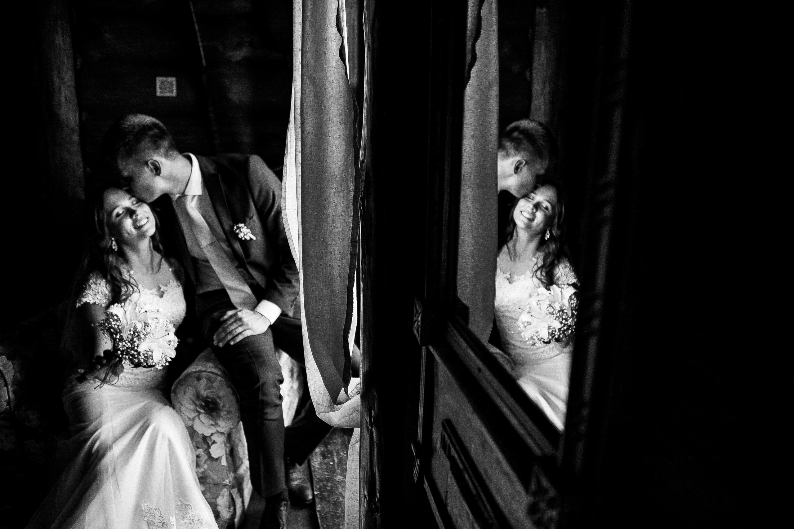 Ксения и Леонид. Бобровая долина, парк Кирова. Свадебный фотограф Юлия Сарапульцева, Ижевск