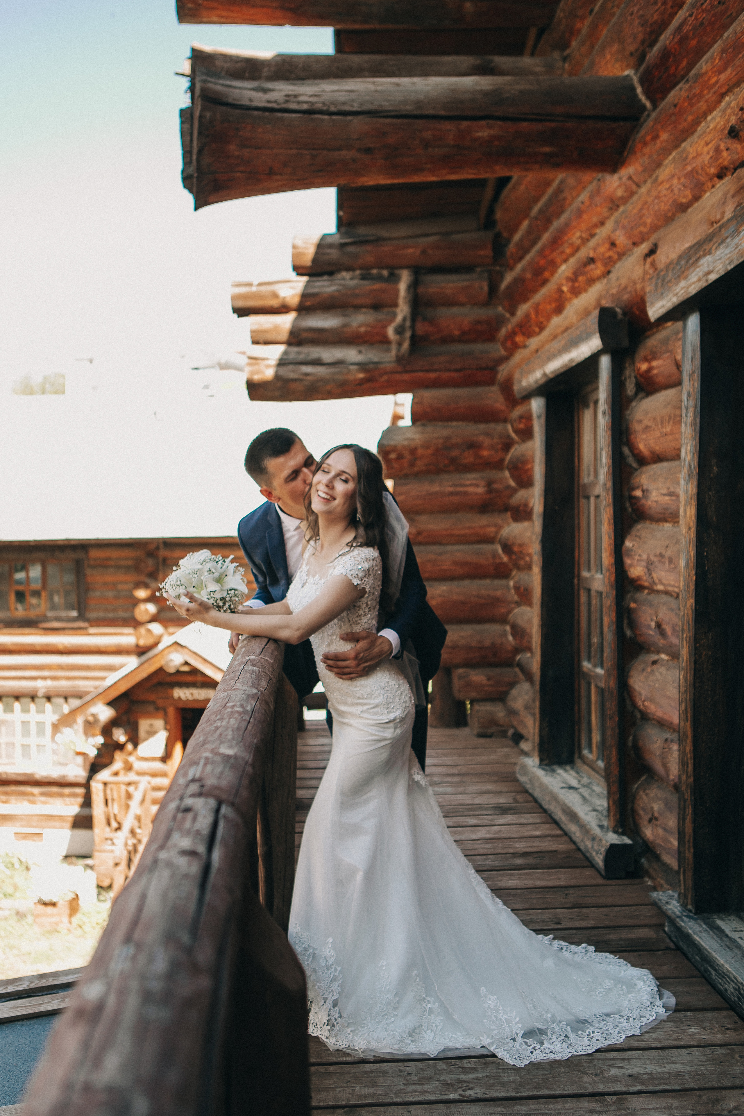 Ксения и Леонид. Бобровая долина, парк Кирова. Свадебный фотограф Юлия Сарапульцева, Ижевск