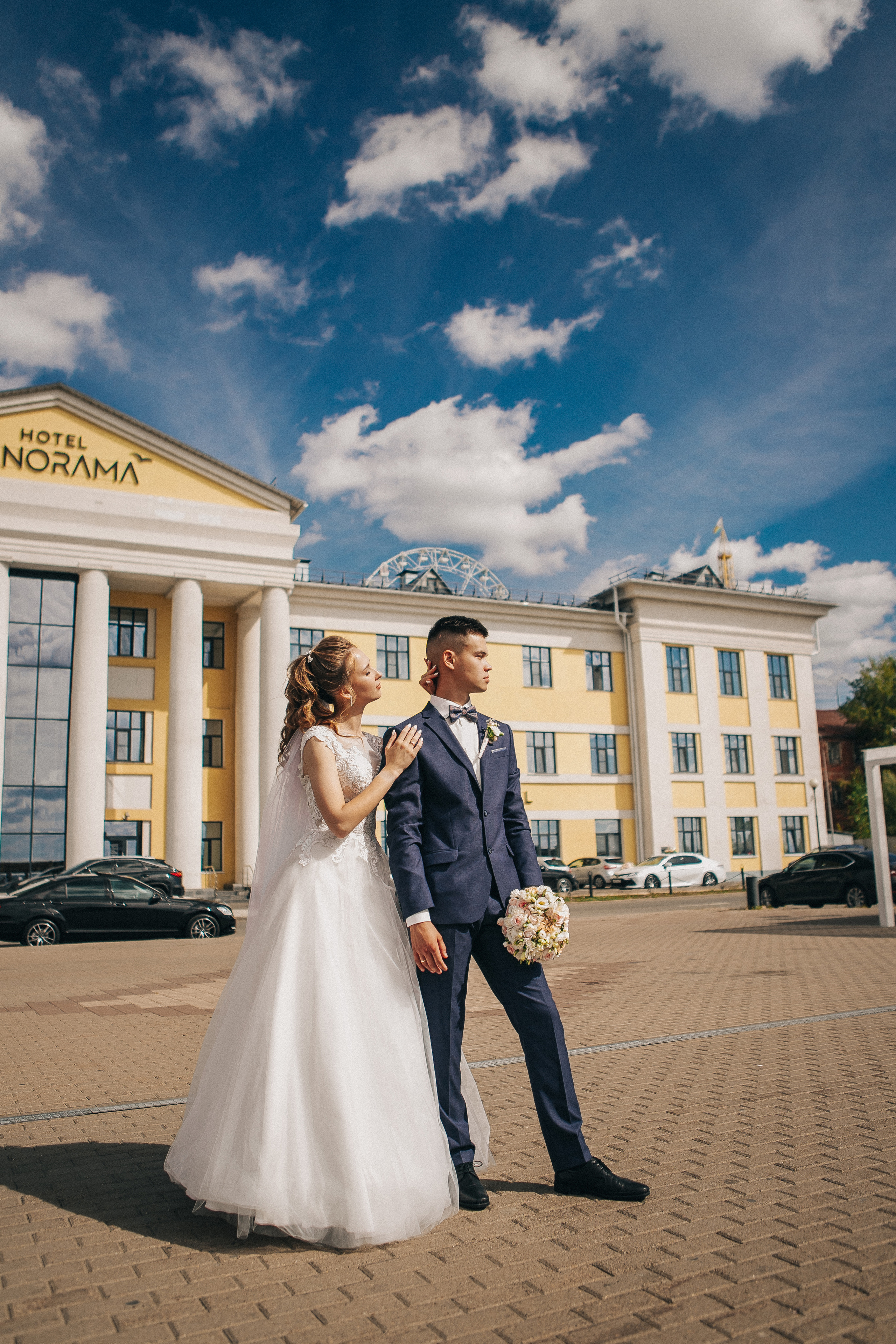 Кристина и Артём. Набережная, парк Кирова, Михайловский собор. Свадебный фотограф Юлия Сарапульцева, Ижевск