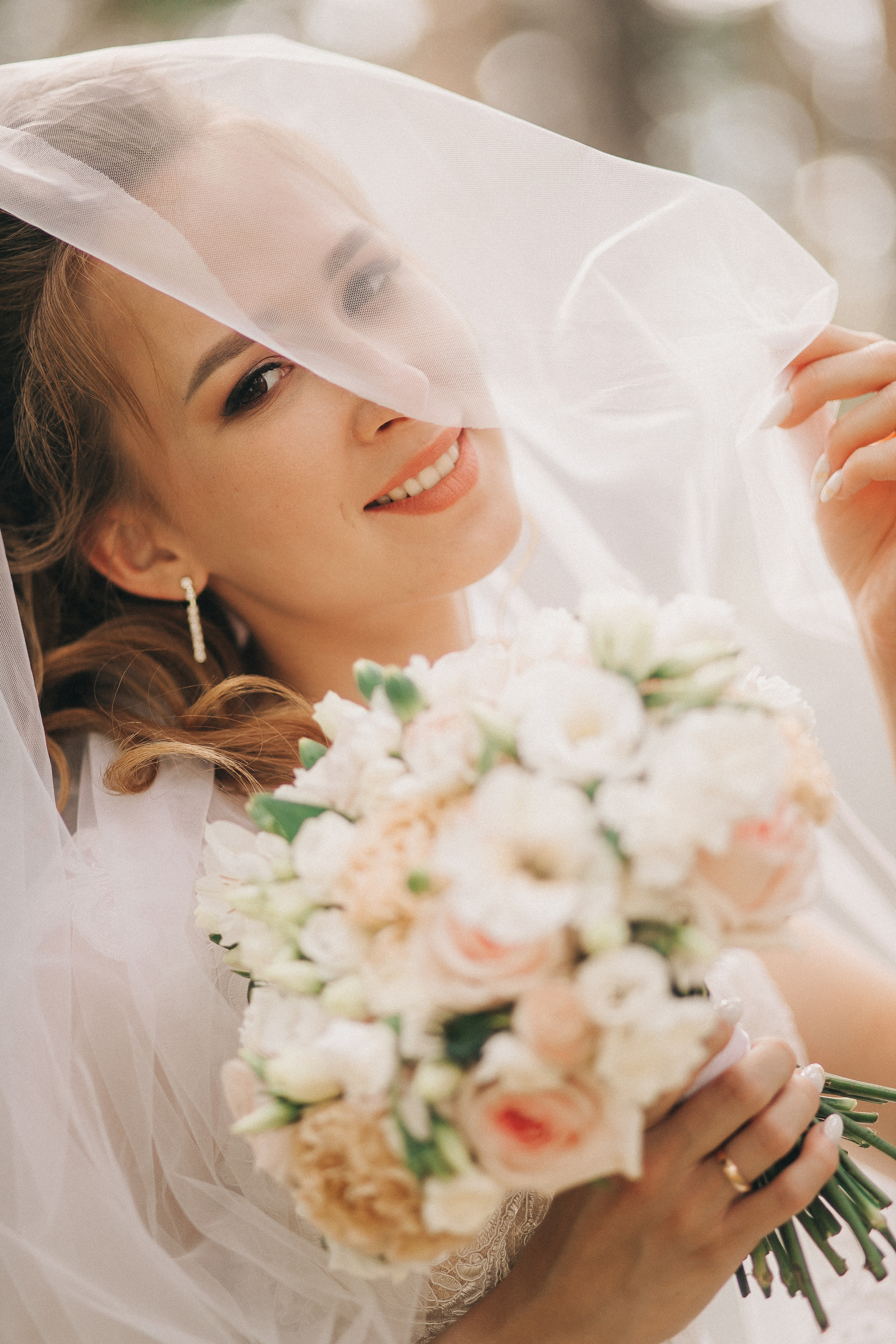 Кристина и Артём. Набережная, парк Кирова, Михайловский собор. Свадебный фотограф Юлия Сарапульцева, Ижевск