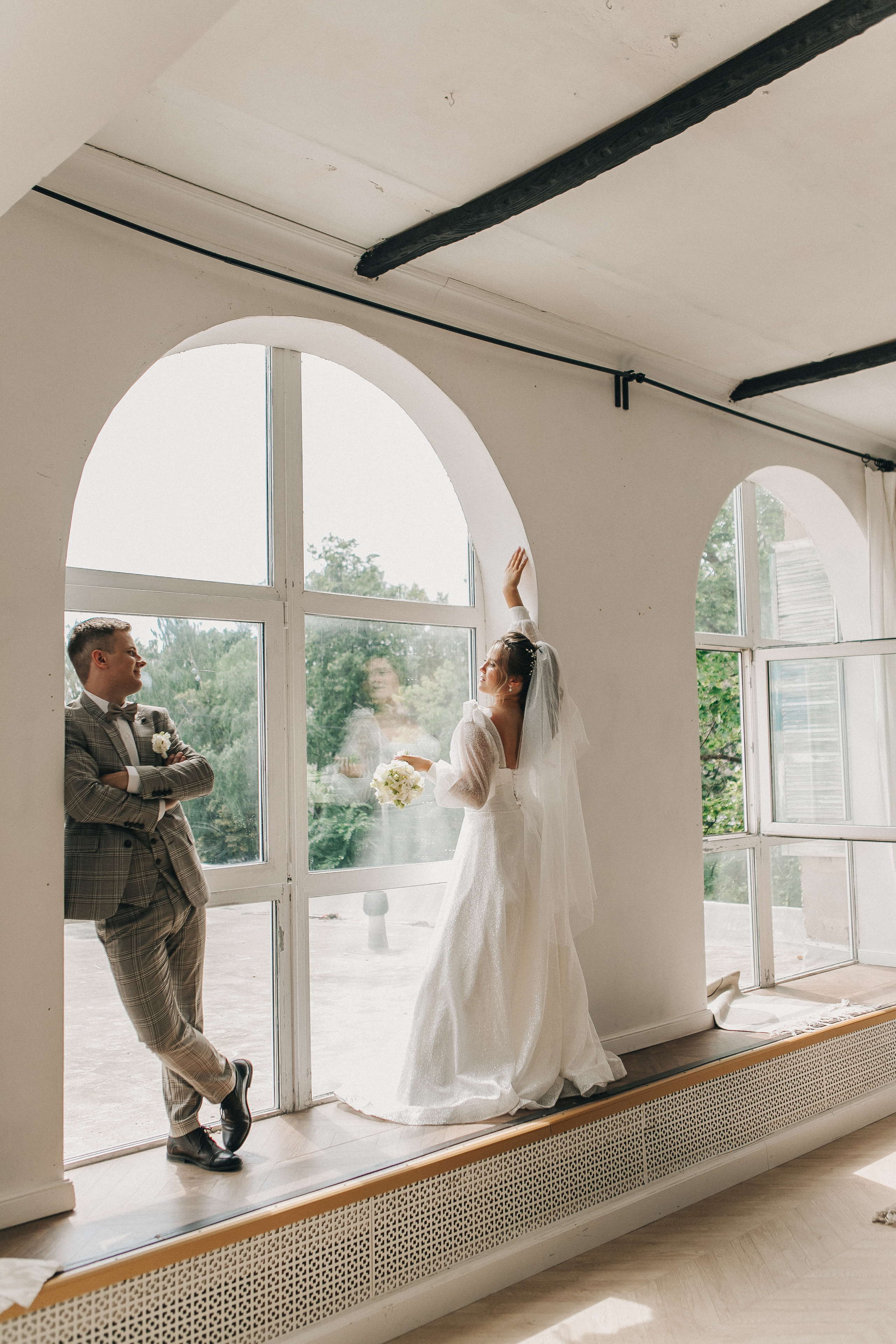 Диана и Илья. Набережная, Президентский дворец. Свадебный фотограф Юлия Сарапульцева, Ижевск