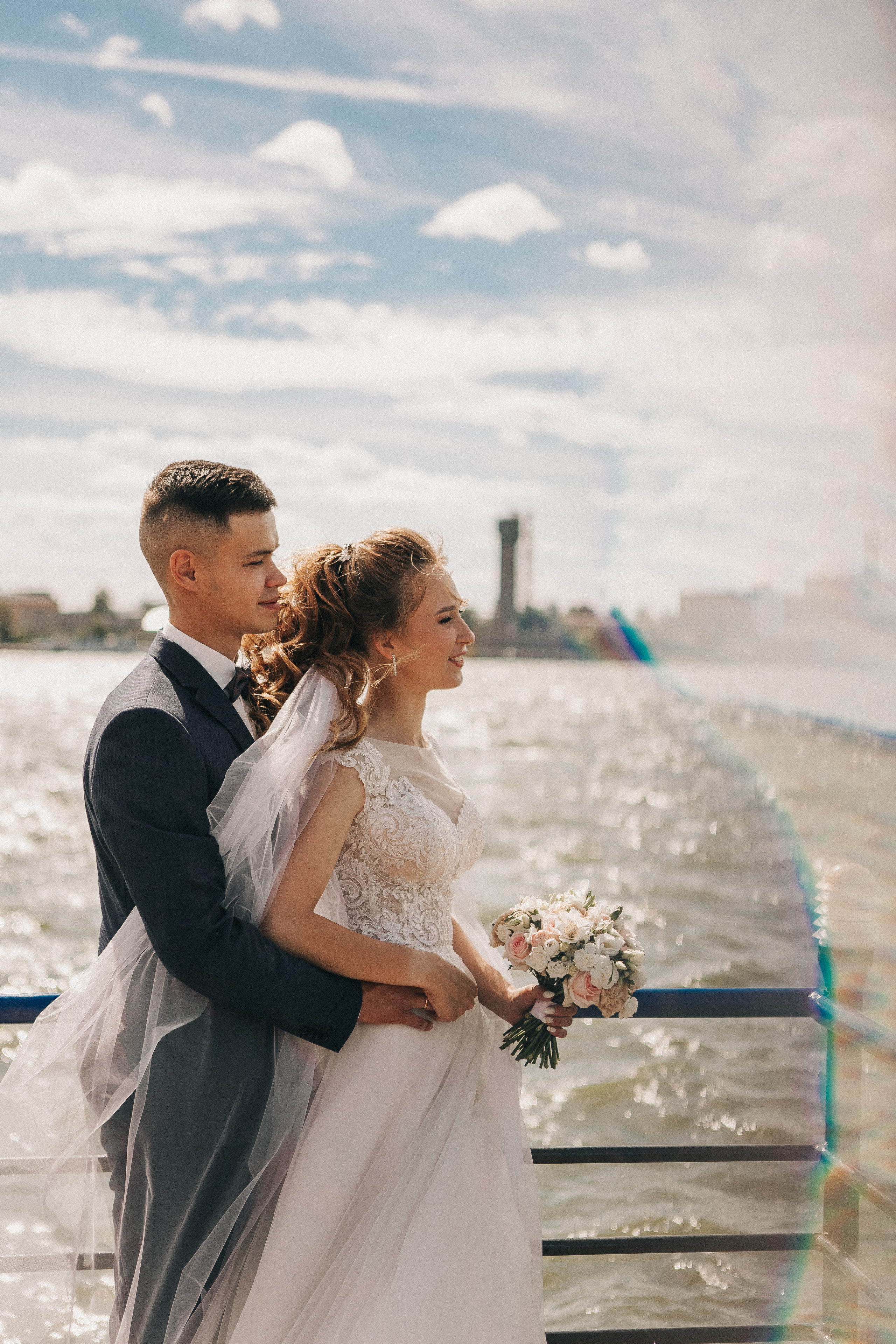 Кристина и Артём. Набережная, парк Кирова, Михайловский собор. Свадебный фотограф Юлия Сарапульцева, Ижевск