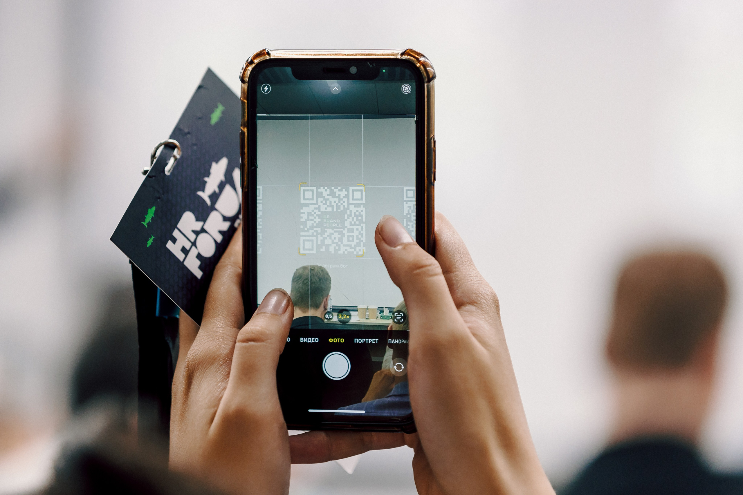 MarHR — Хакатон. Лёшка Варзегов — фотограф