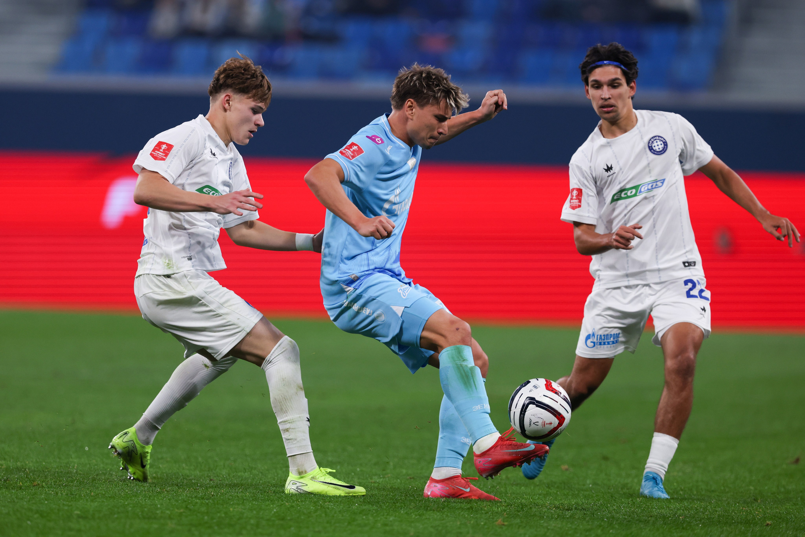 ФК Зенит -ФК Оренбург Fonbet Кубок России 2025/26. Спортивный и репортажный фотограф Антон Тереханов