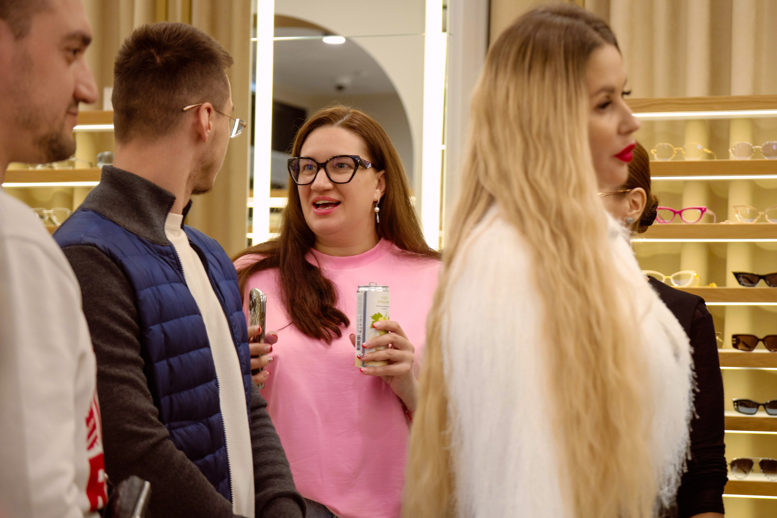 ОПТИК ЦЕНТ. Свадебный фотограф в Екатеринбурге Соседков Евгений