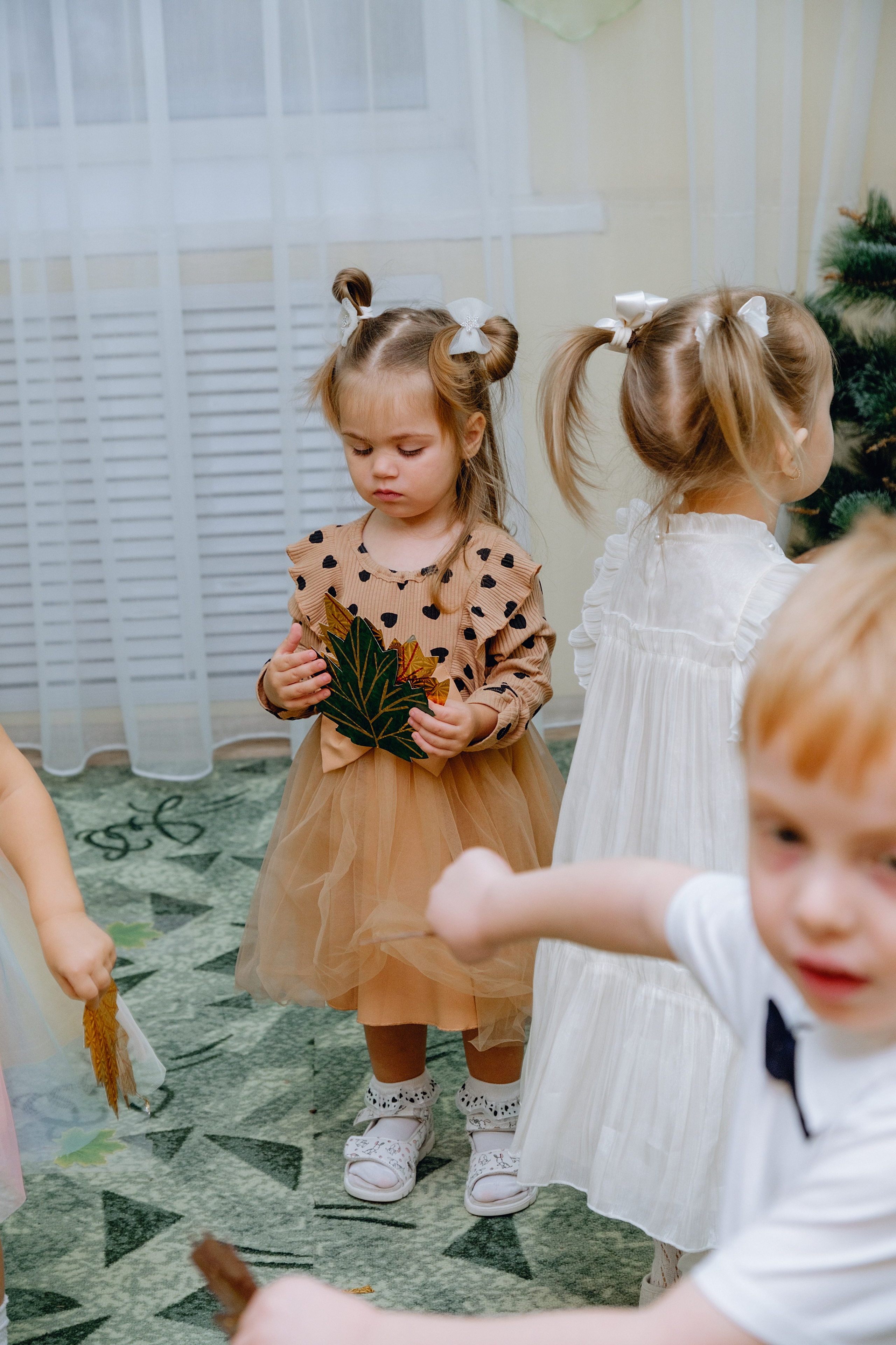 Утренник малышей. Фотограф Софья Володкина