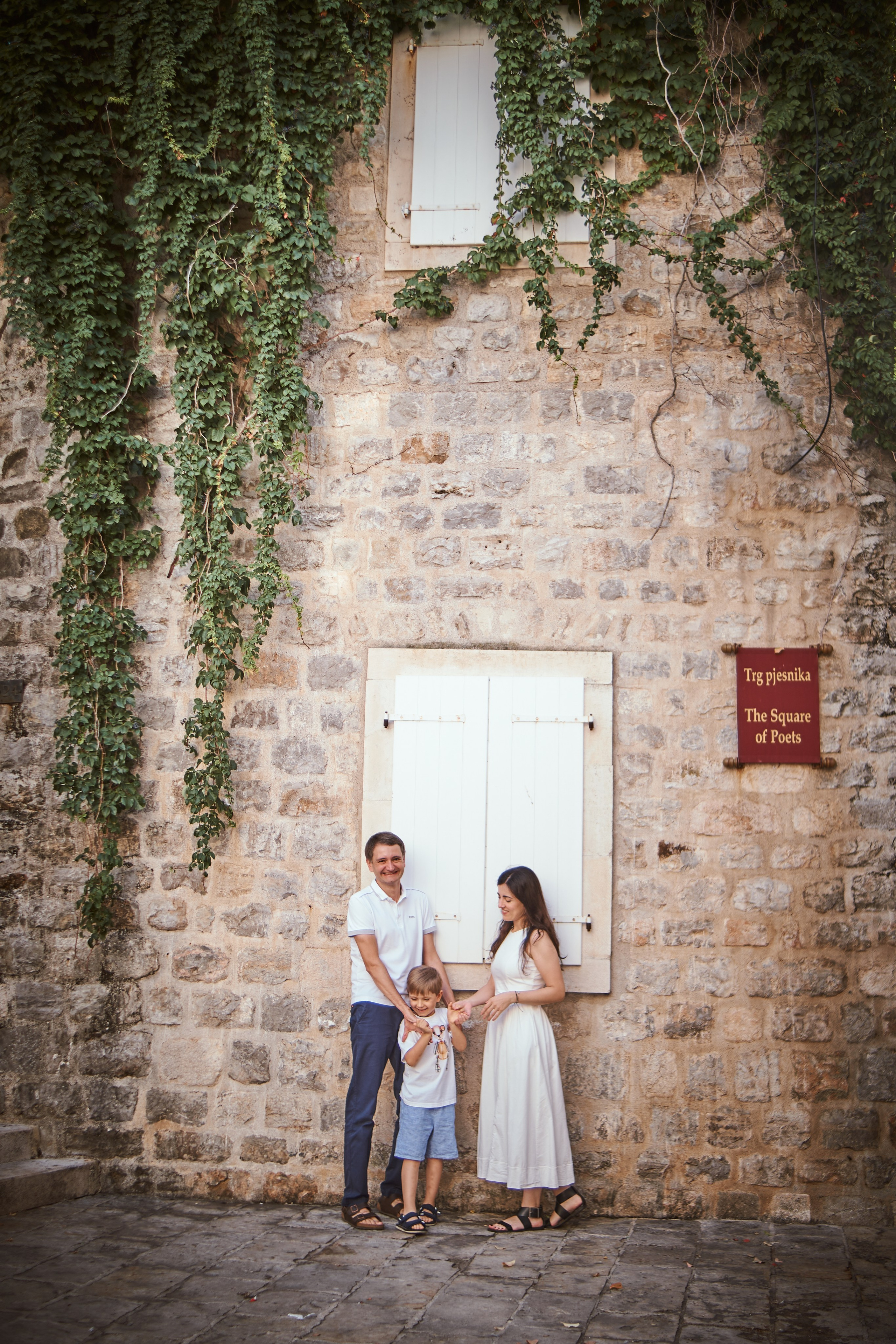 Family Photoshoot in Budva Old Town: Three Generations