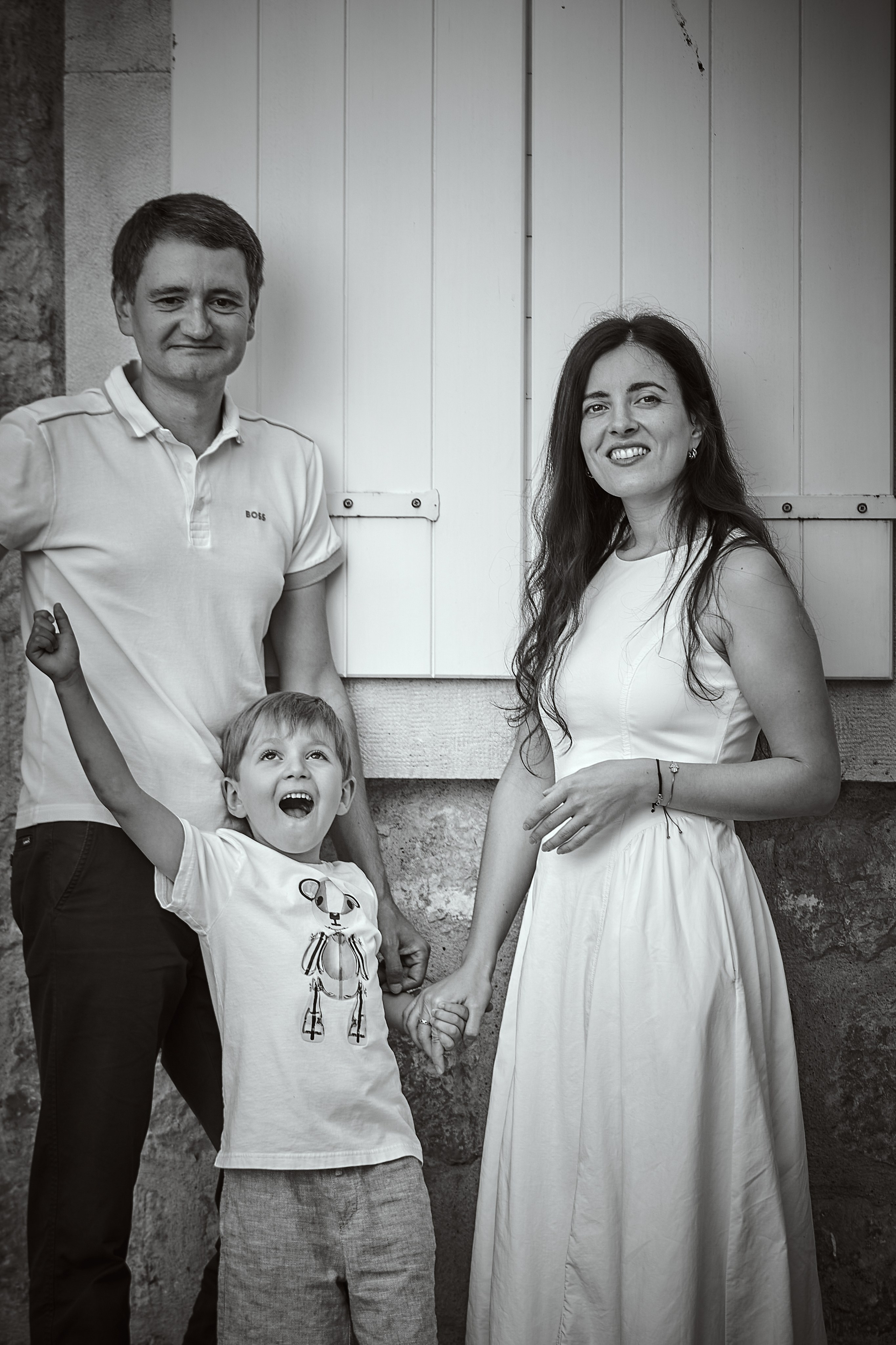 Family Photoshoot in Budva Old Town: Three Generations