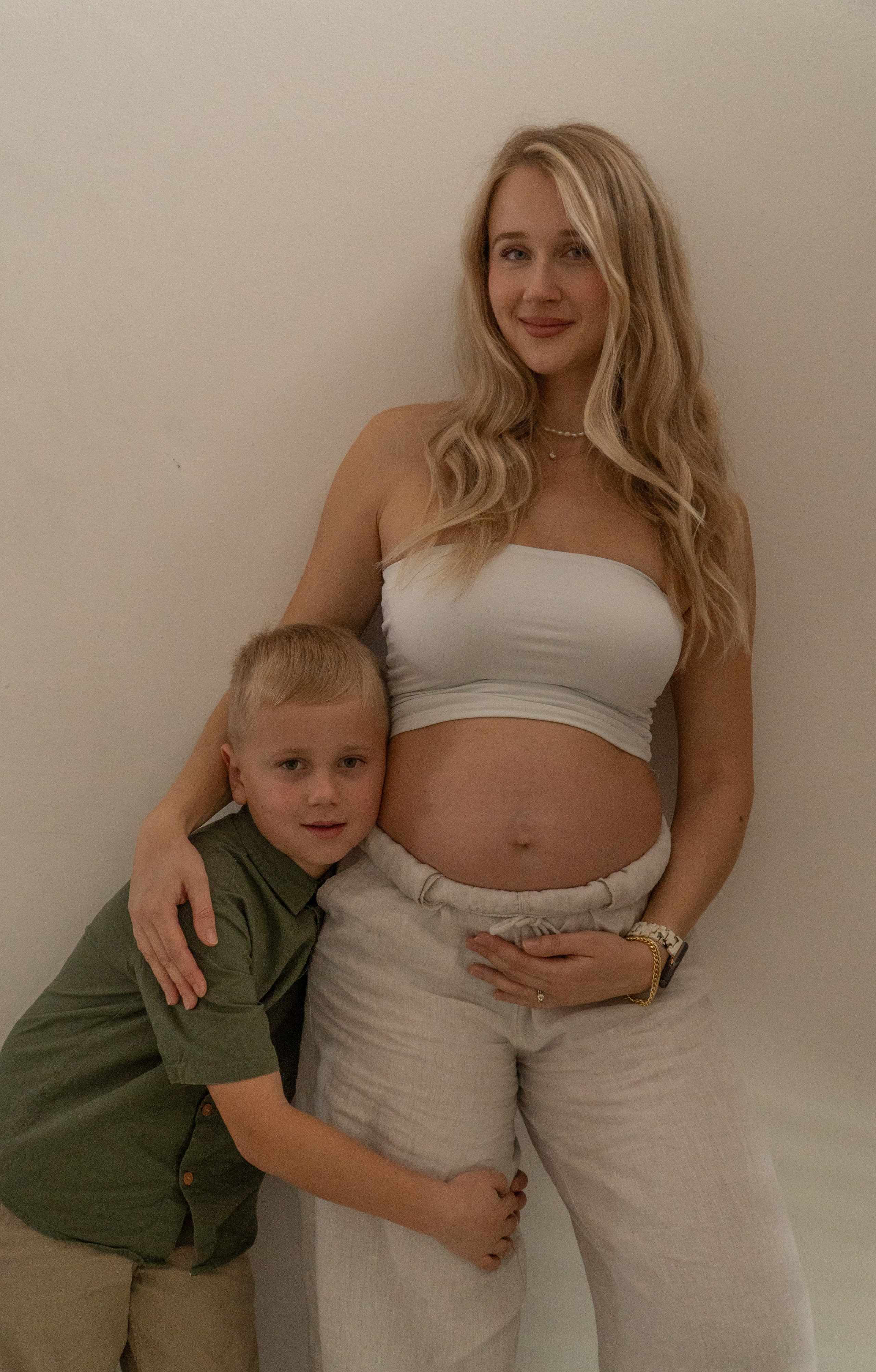 Sasha y «la familia / and the family». Wedding Photographer in Barcelona and Medellin