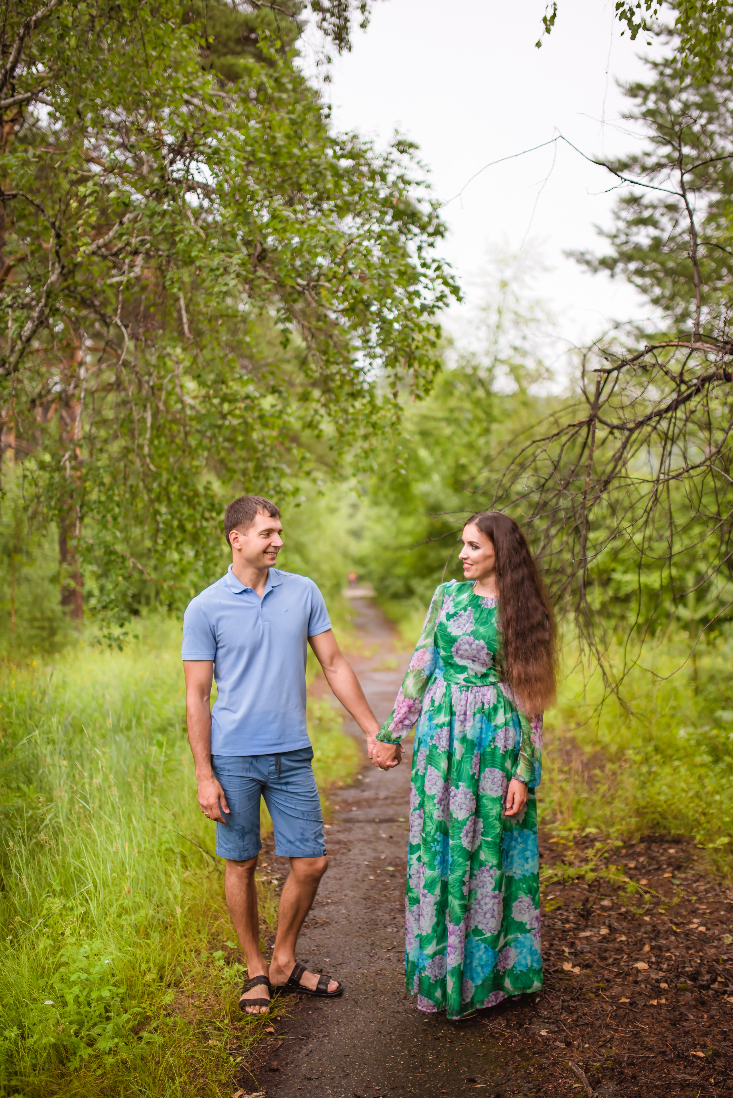 Прогулка Татьяны с семьей. Было 19.00 и шёл дождь. Кто бы мог подумать что полу…. Ольга Ли свадебный семейный фотограф Иркутск