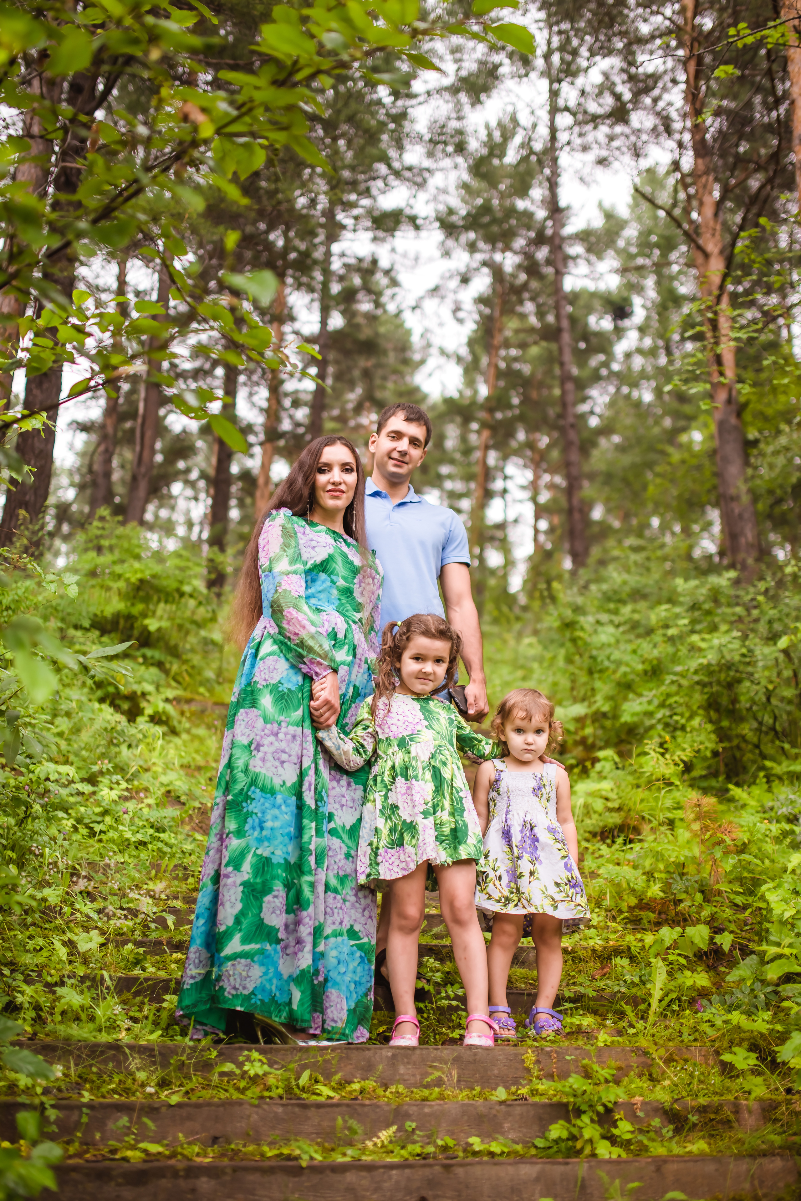 Прогулка Татьяны с семьей. Было 19.00 и шёл дождь. Кто бы мог подумать что полу…. Ольга Ли свадебный семейный фотограф Иркутск