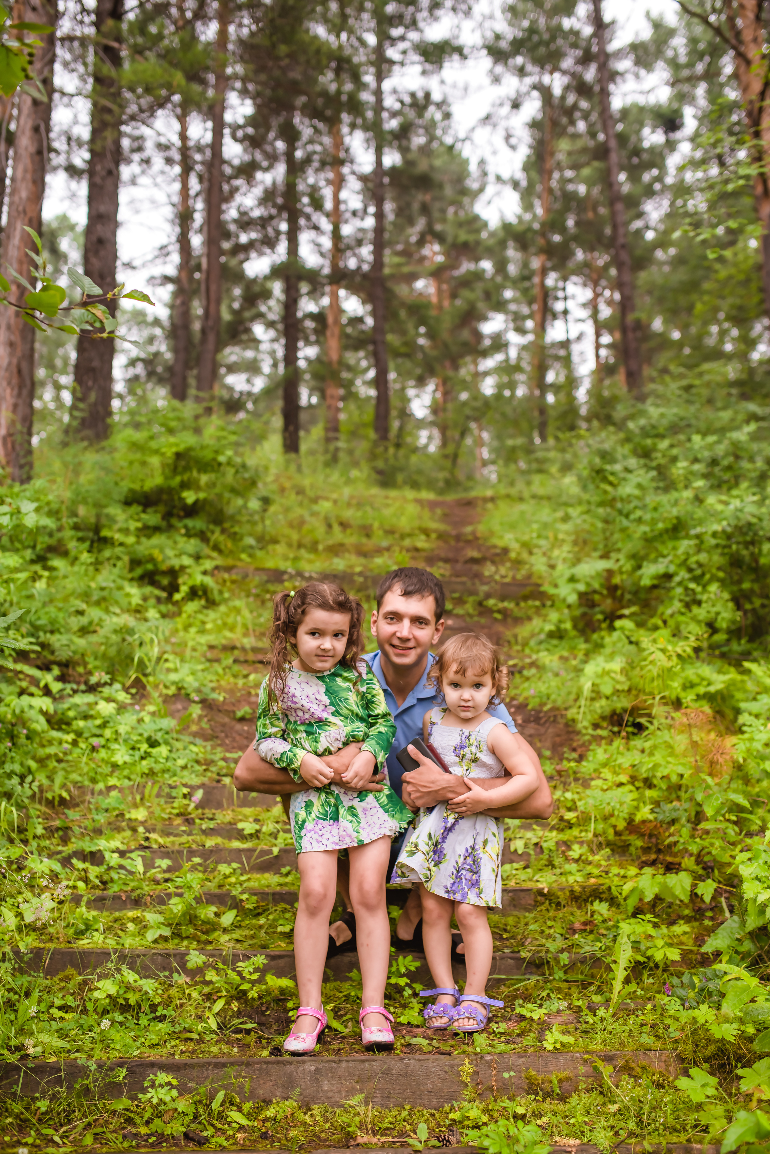 Прогулка Татьяны с семьей. Было 19.00 и шёл дождь. Кто бы мог подумать что полу…. Ольга Ли свадебный семейный фотограф Иркутск