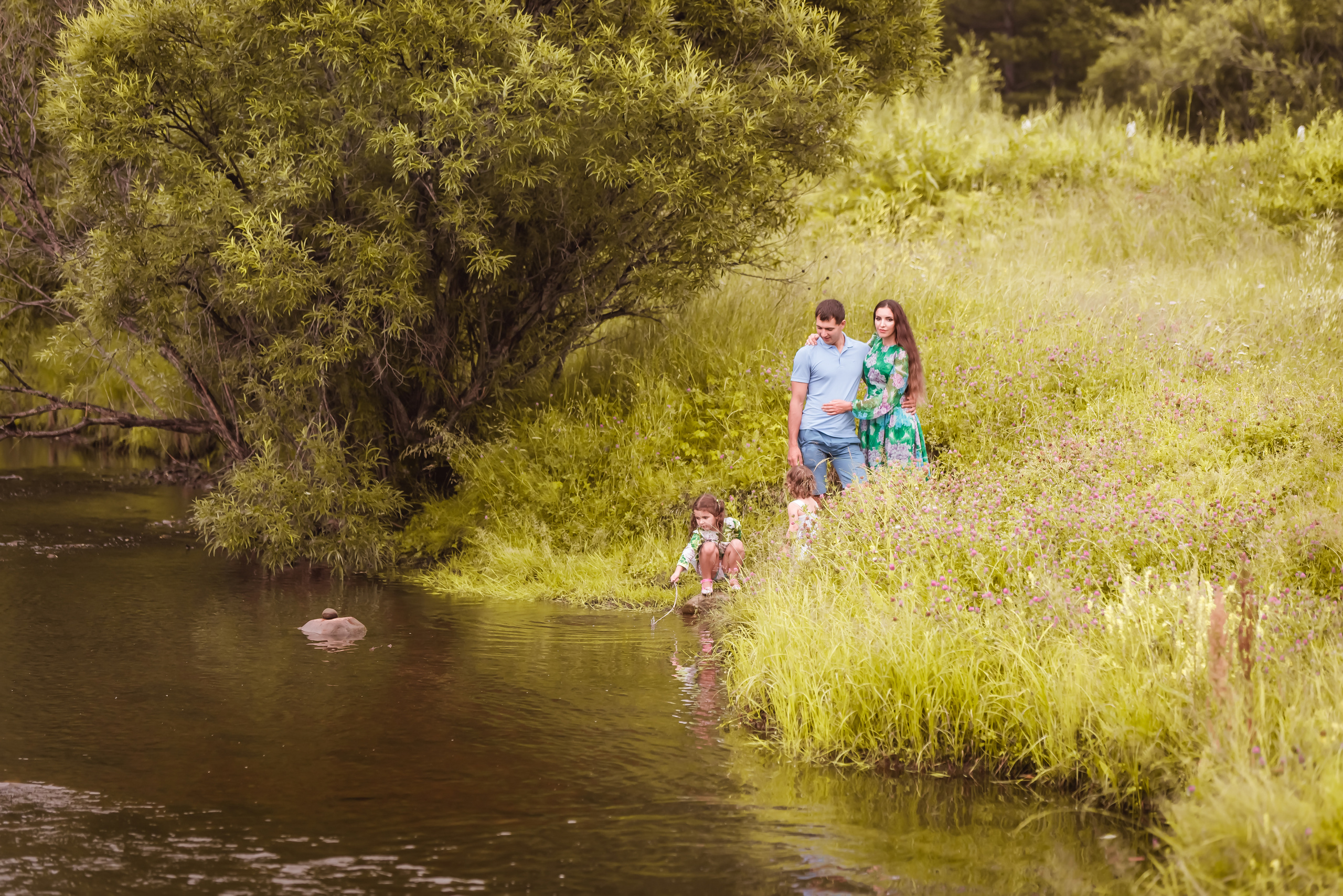 Прогулка Татьяны с семьей. Было 19.00 и шёл дождь. Кто бы мог подумать что полу…. Ольга Ли свадебный семейный фотограф Иркутск