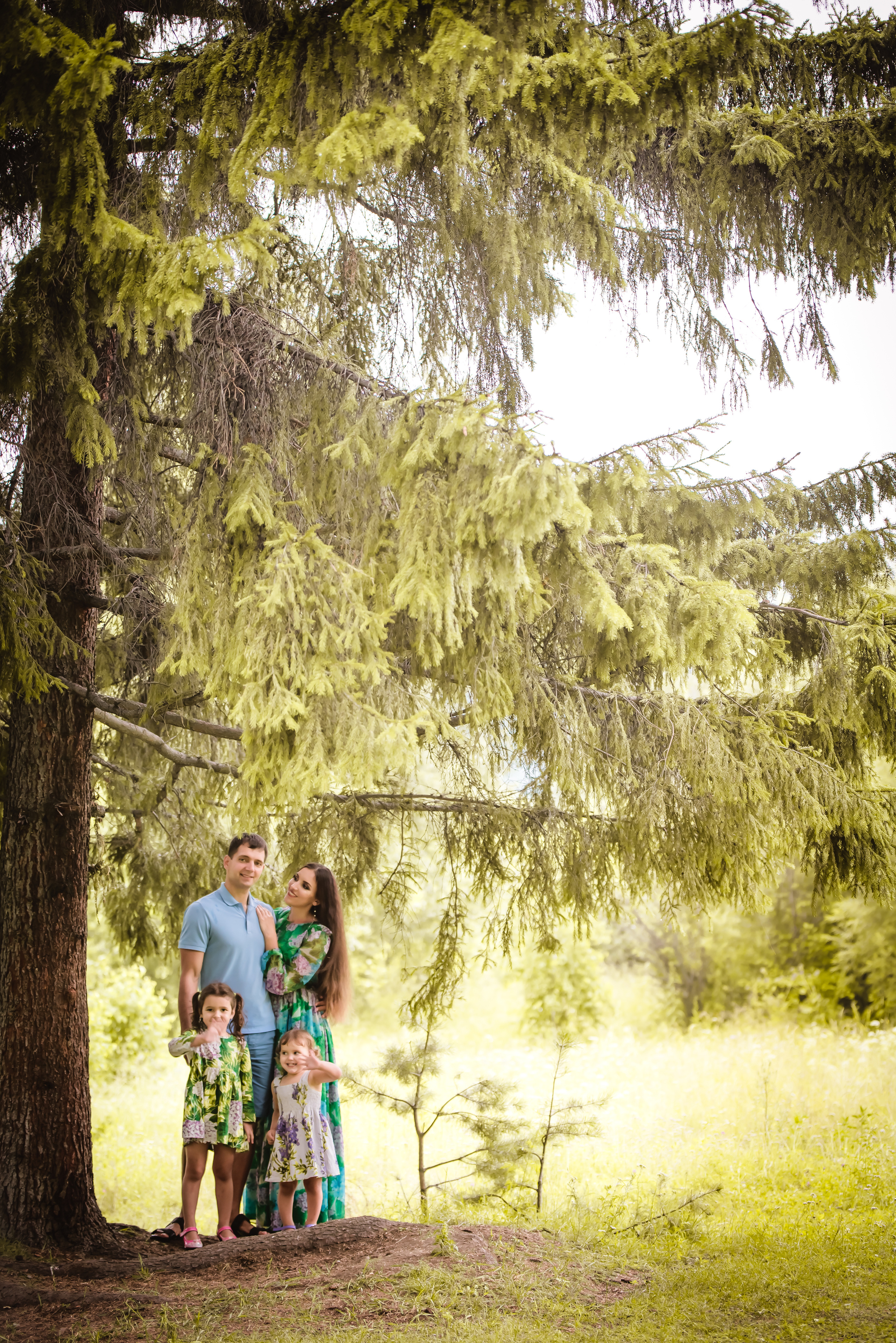 Прогулка Татьяны с семьей. Было 19.00 и шёл дождь. Кто бы мог подумать что полу…. Ольга Ли свадебный семейный фотограф Иркутск