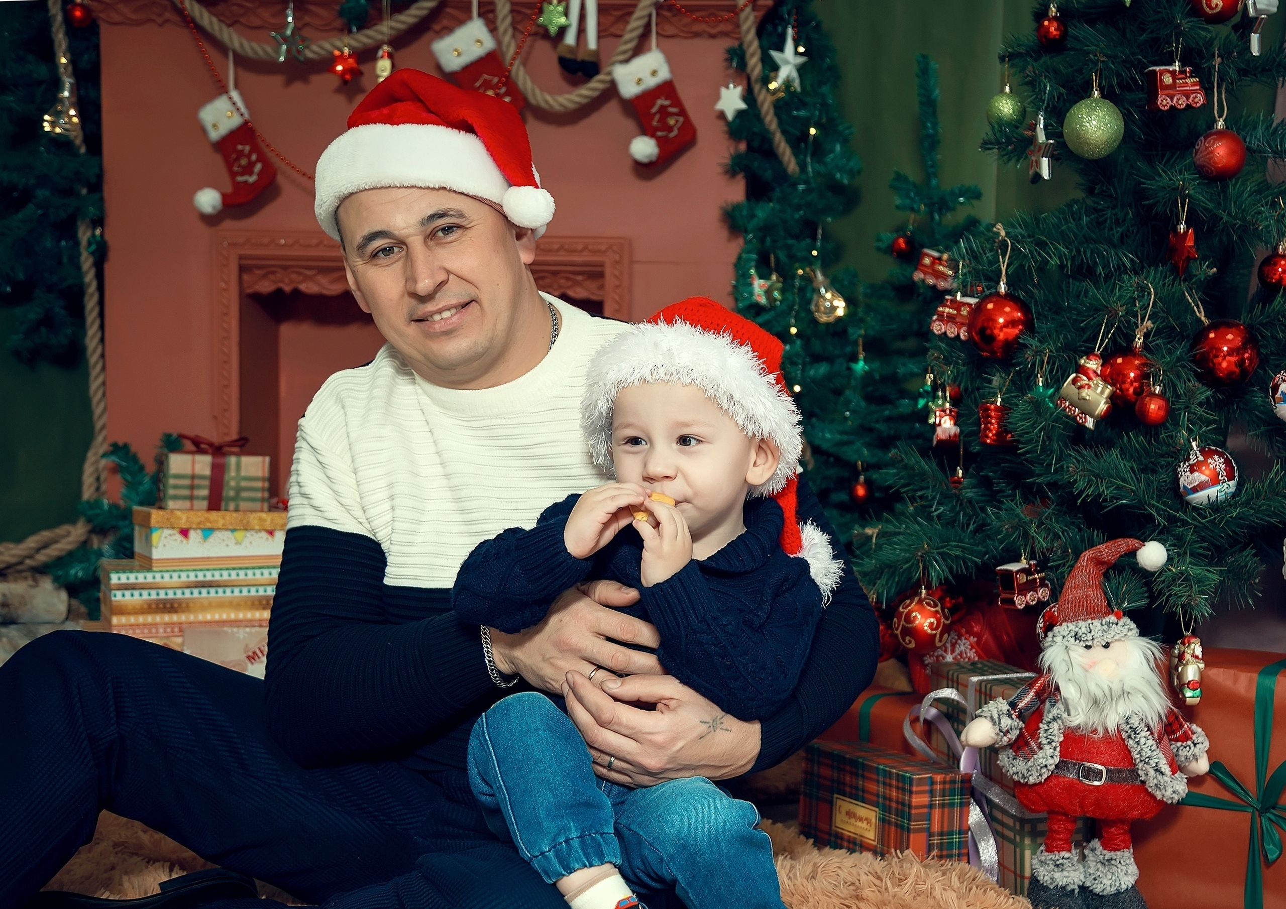 © Фотостудия "Олеся". Все права защищены. "Любое использование или копирование материалов или элементов дизайна сайта допускается только с разрешения правообладателя и со ссылкой на источник".