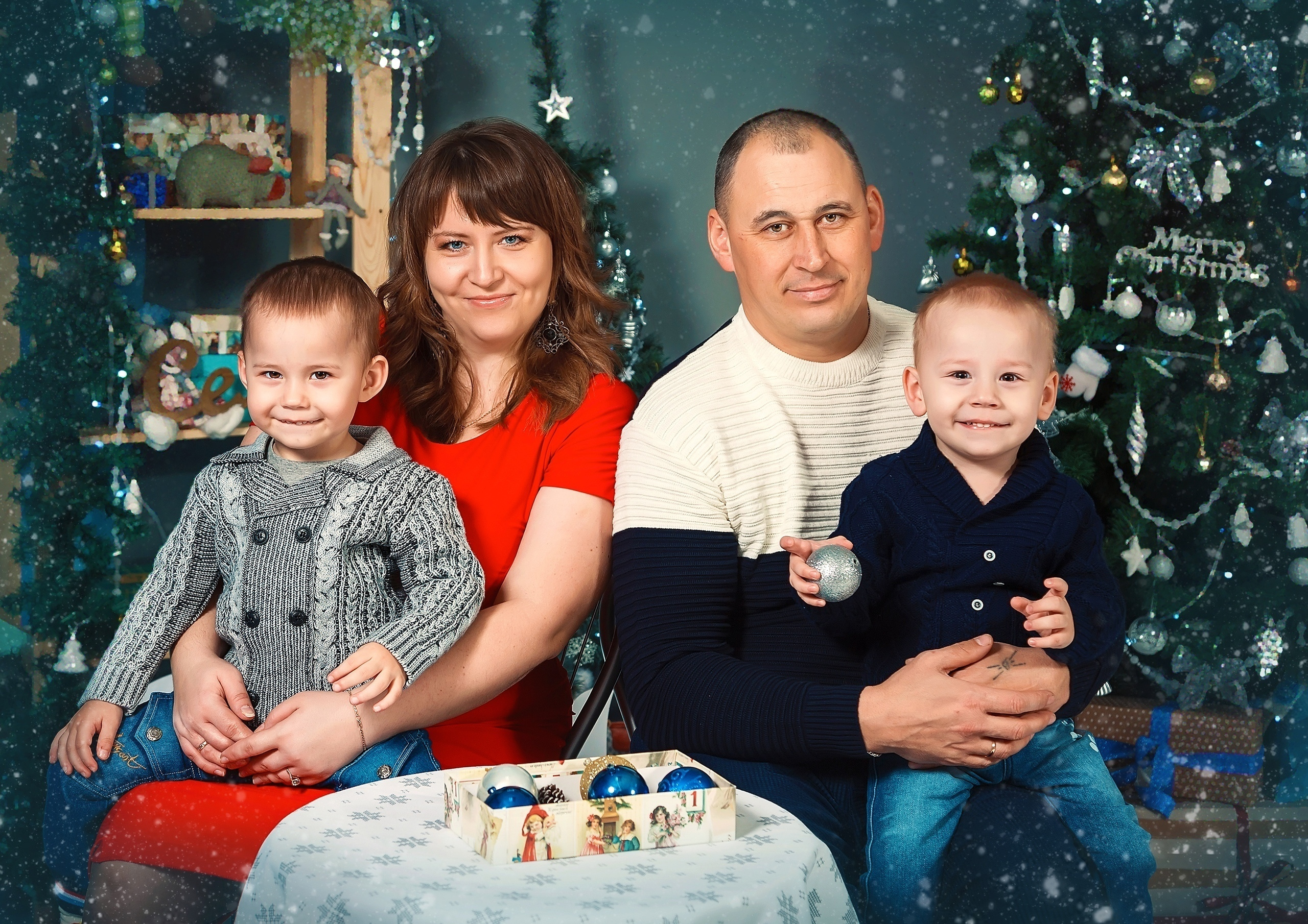 © Фотостудия "Олеся". Все права защищены. "Любое использование или копирование материалов или элементов дизайна сайта допускается только с разрешения правообладателя и со ссылкой на источник".