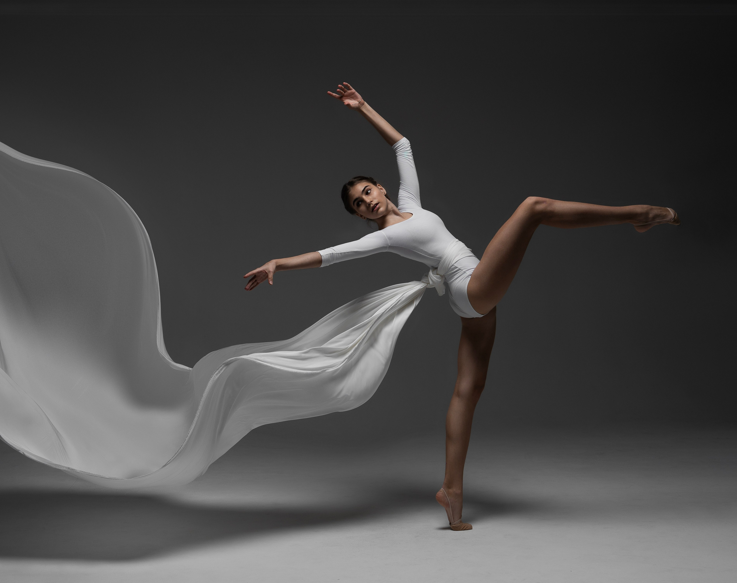 Фотопроект с тканью. Профессиональный фотограф в Москве Марина Григорьева