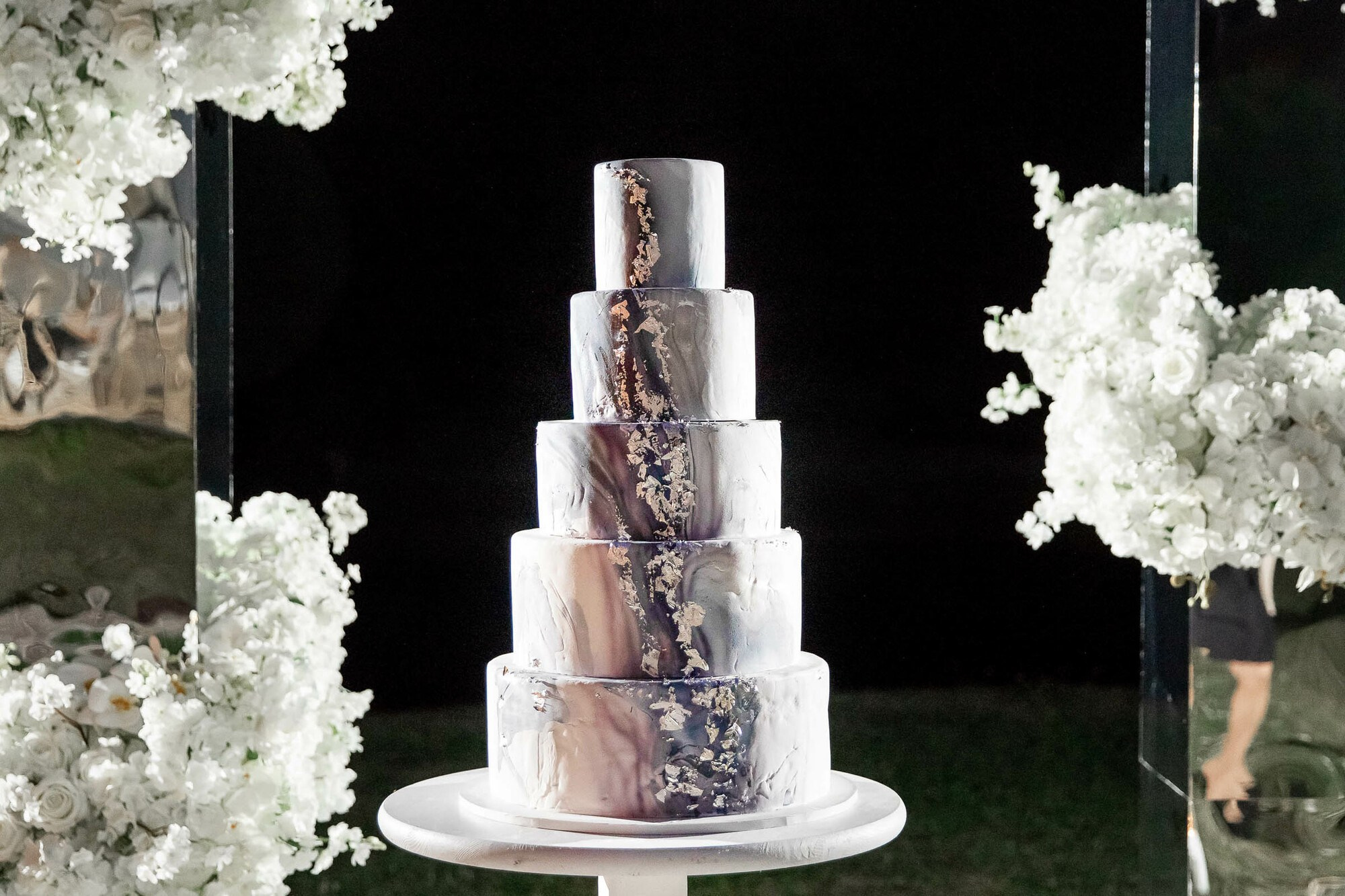 Стильная свадьба со сборами в гостинице Эрмитаж. Свадебный фотограф в Санкт-Петербурге и Москве Андрей Нестеров