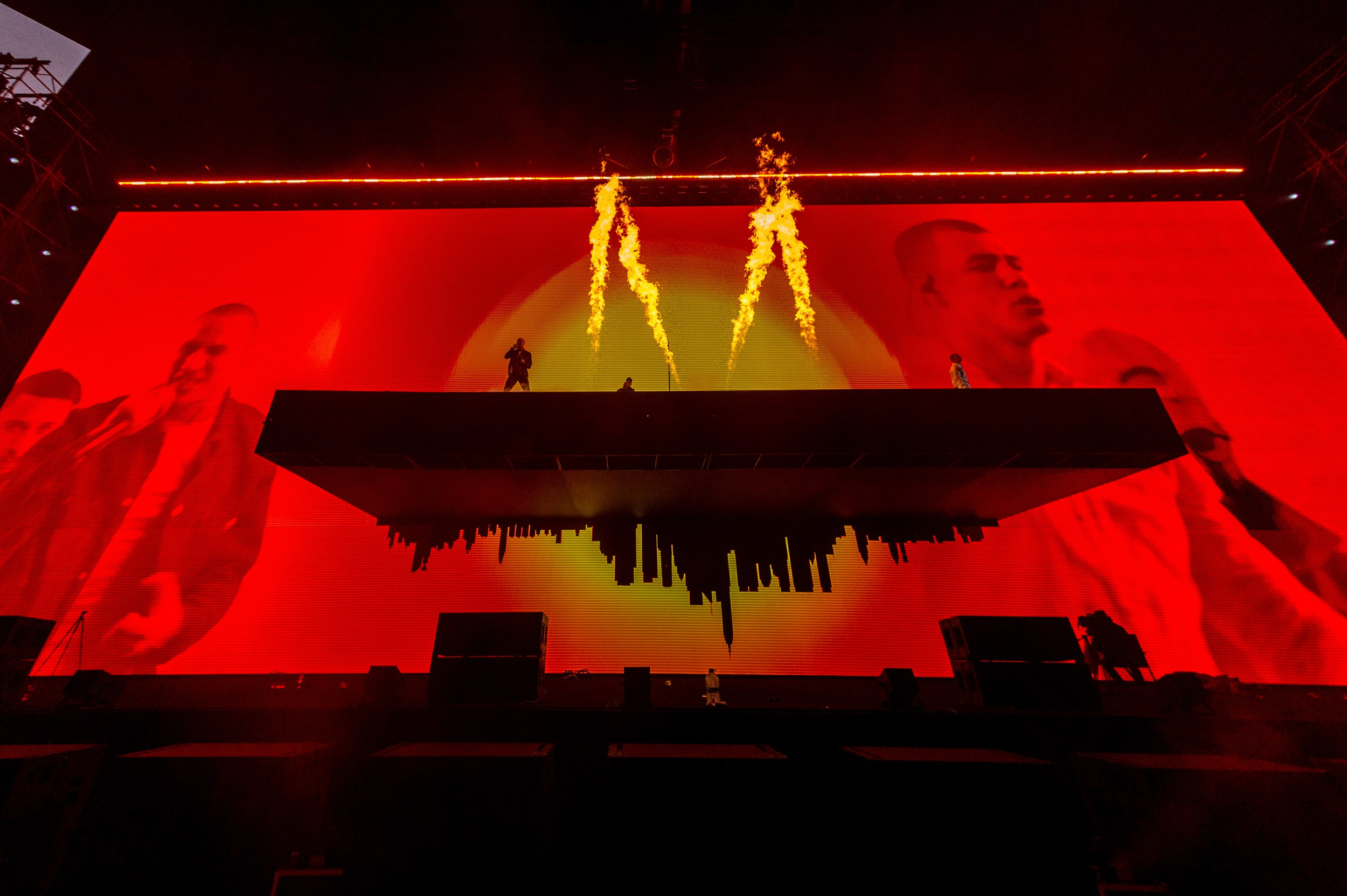 MACAN / МОСКВА / 2024. OOPS