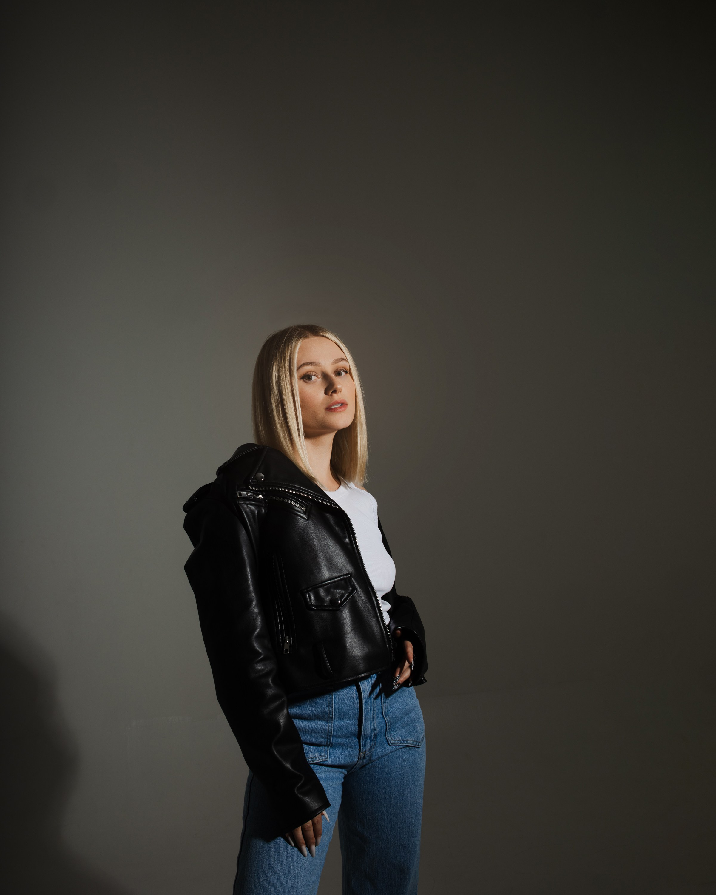 Студийные образы с Надеждой. Свадебный Фотограф в Иркутске Екатерина Елисеева