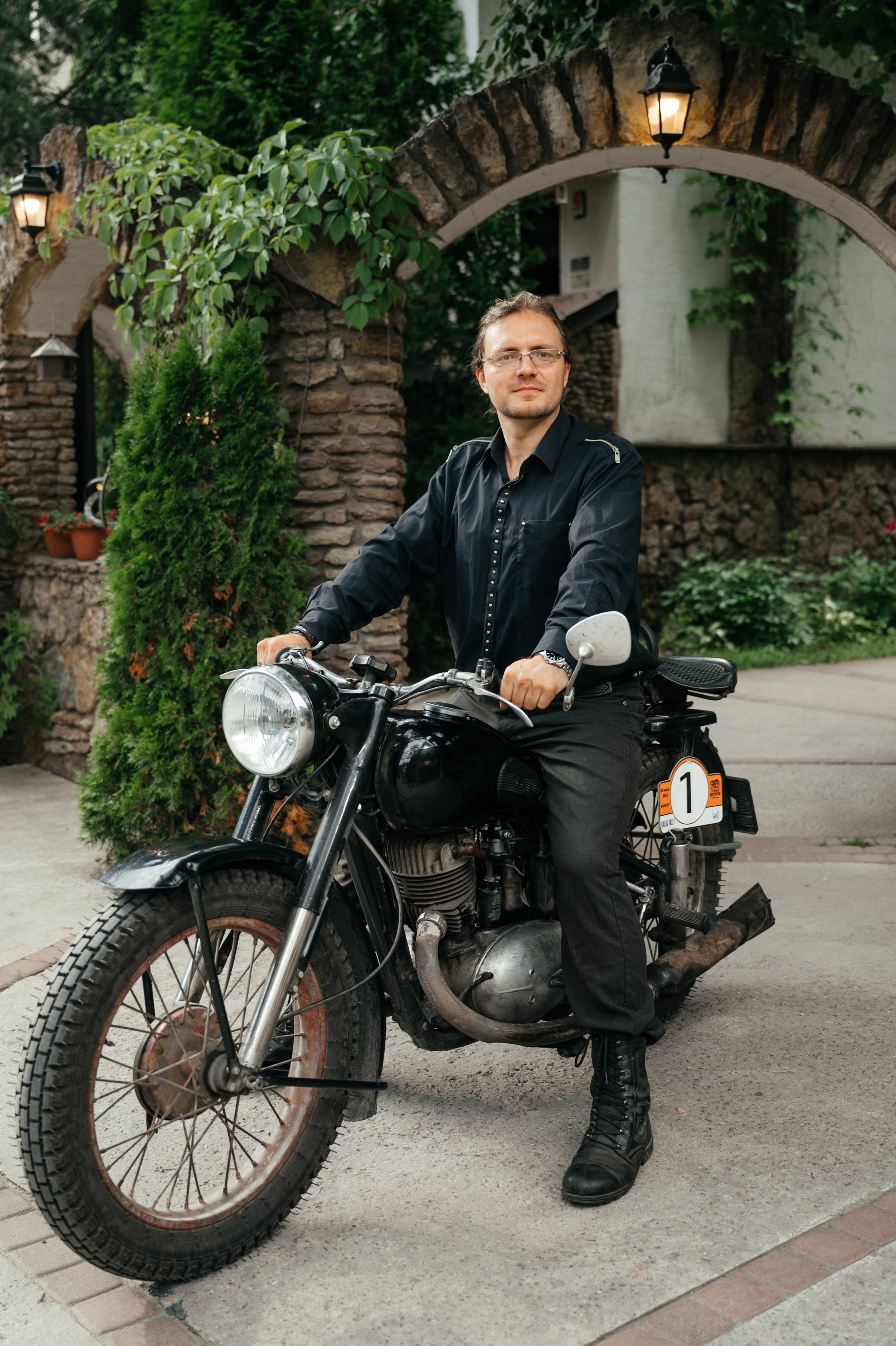 Никита и Фаина. Свадебный и студийный фотограф Ирина Котикова