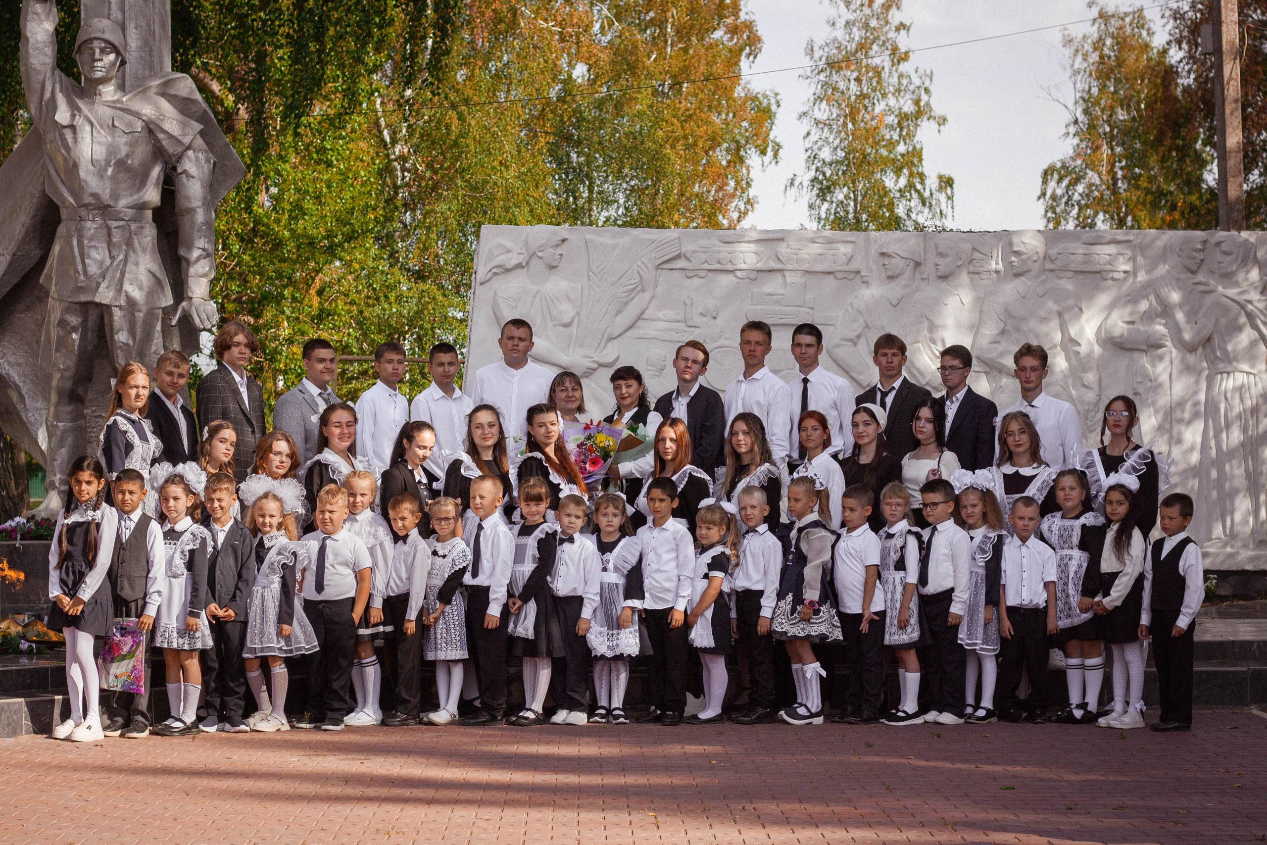 11 класс линейка. Портретный фотограф в Саратове