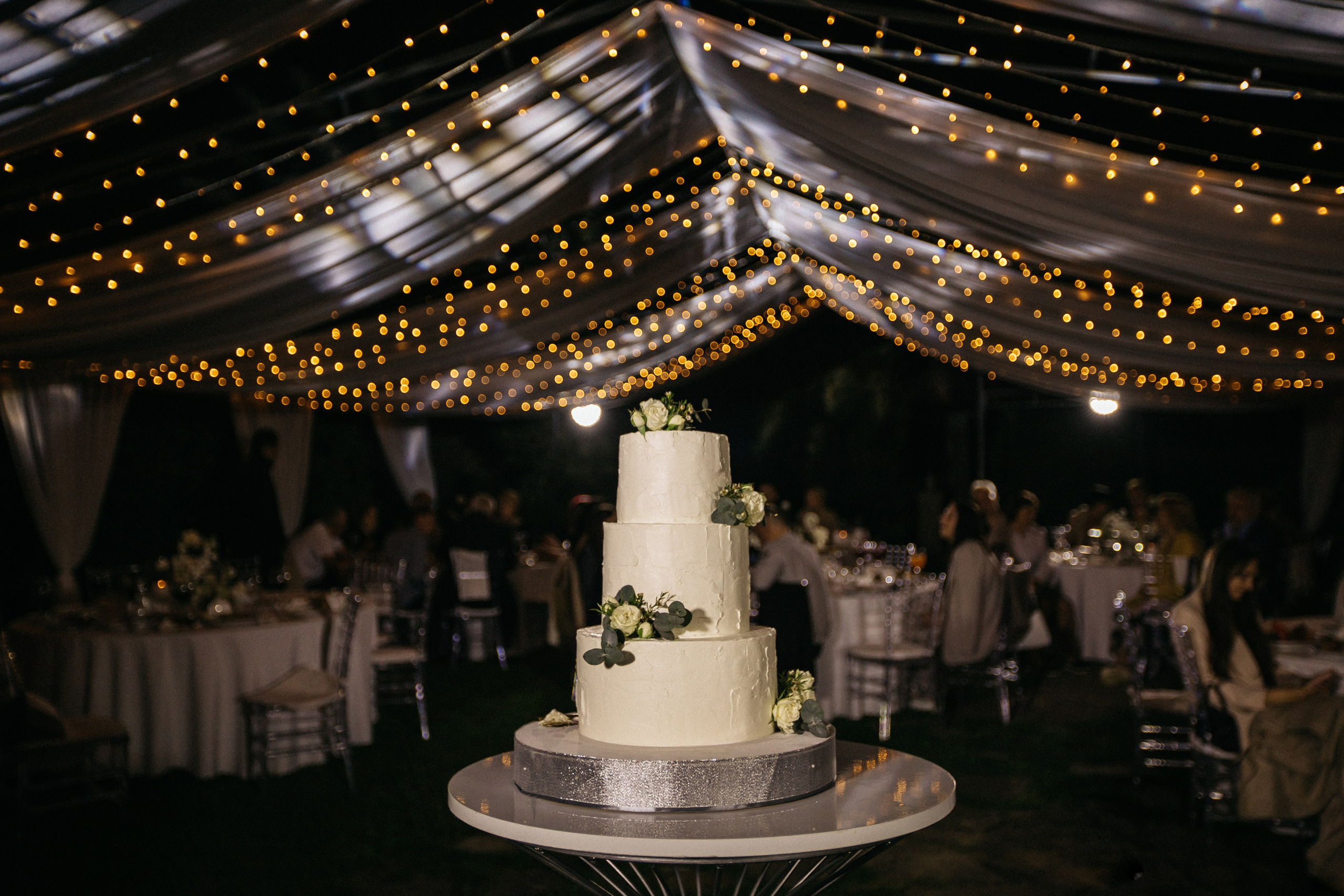 Денис и Алина. Белый замок. Фотограф Анна Лейман. Севастополь