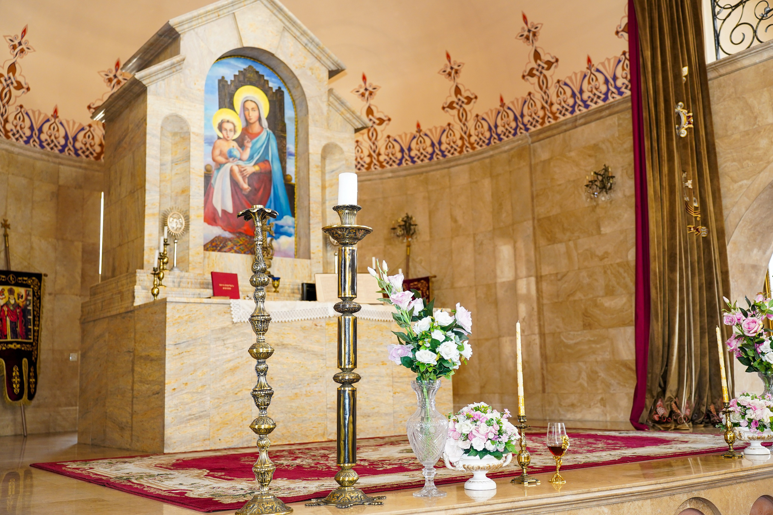 Обряд венчания в Армянской церкви. Фотограф Новороссийск | Геленджик и ЮФО Эльвина Ясинская