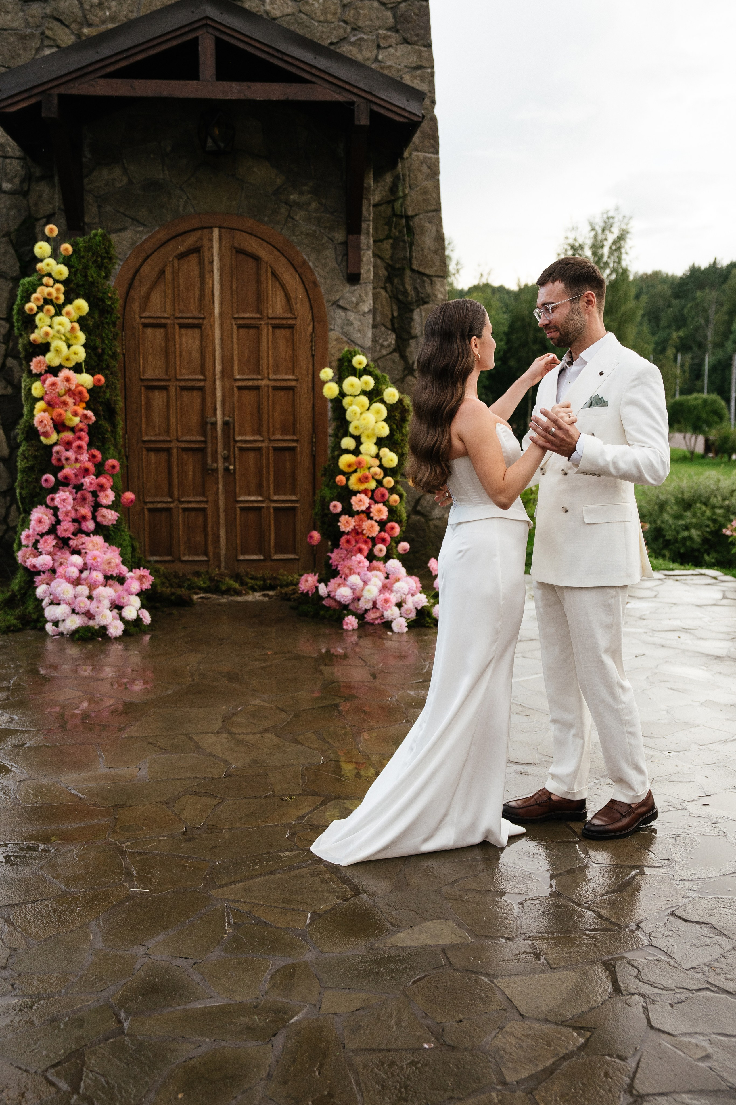 Валерия & Павел. Яркая свадьба в стиле модерн на природе. Свадебный фотограф организатор в Санкт-Петербурге Ассоль Опарина