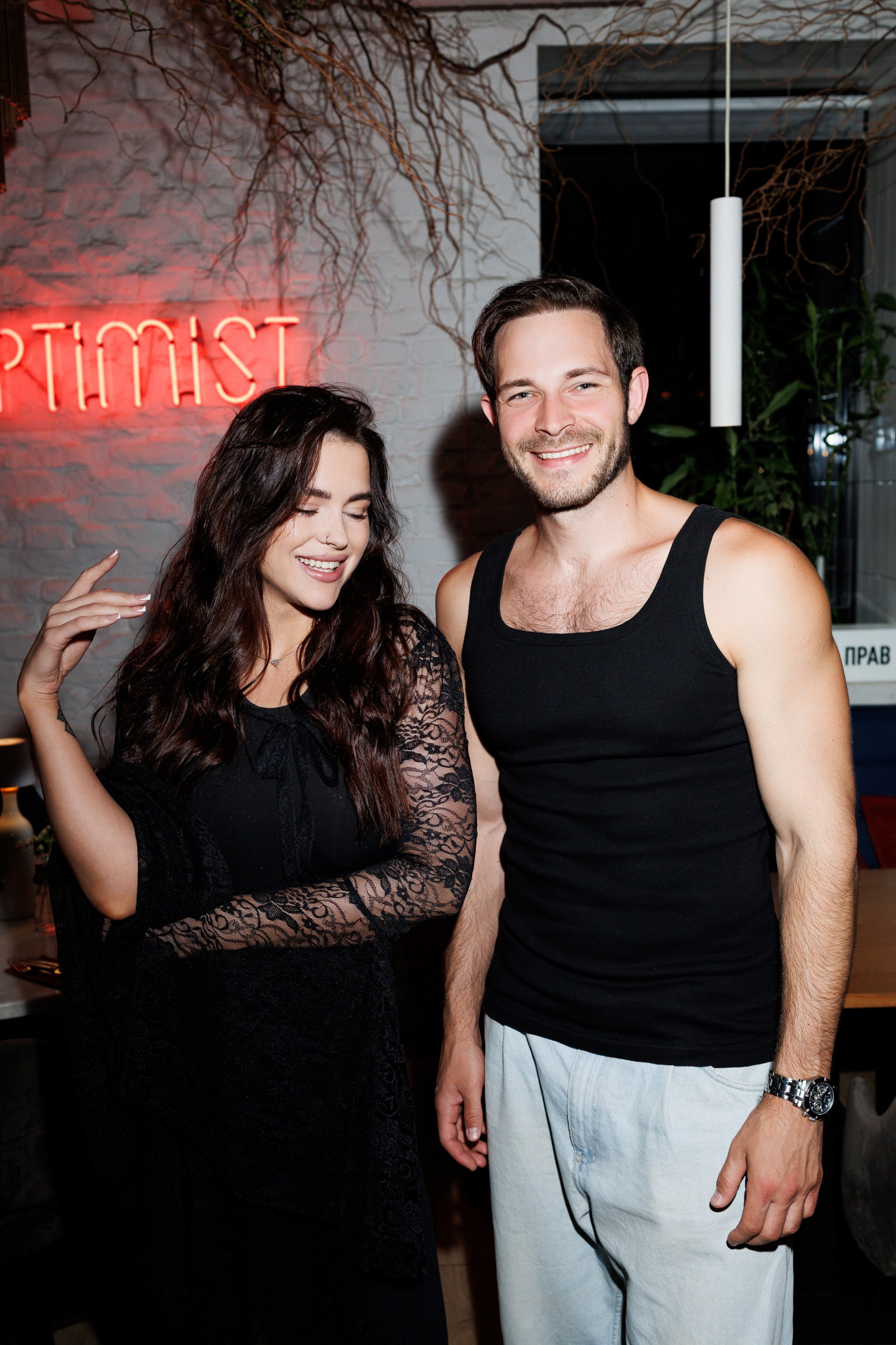 День рождения винного бара Оптимист. Https://andreysolodov.ru