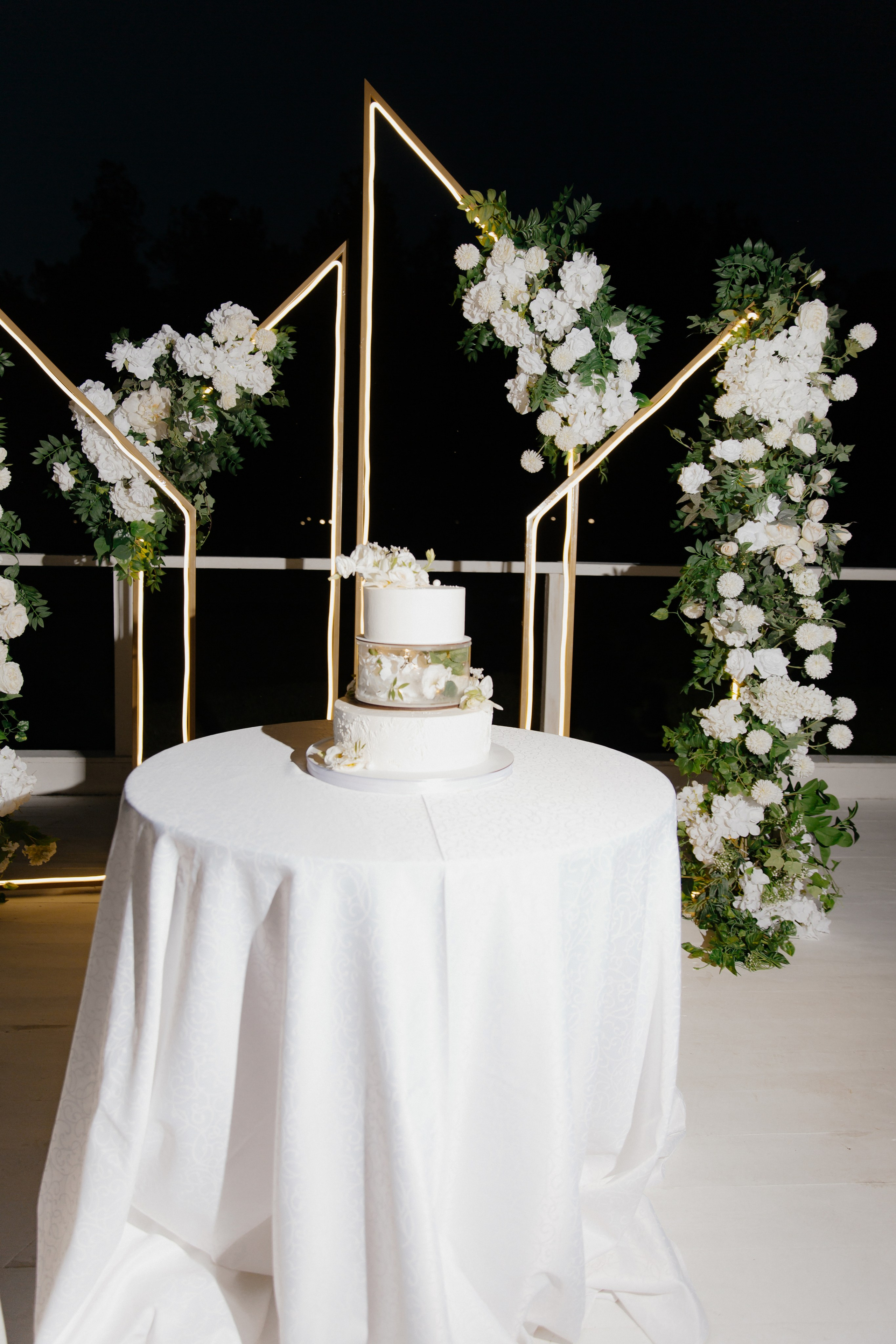 31.08.2024. RETOUCH-HOUSE