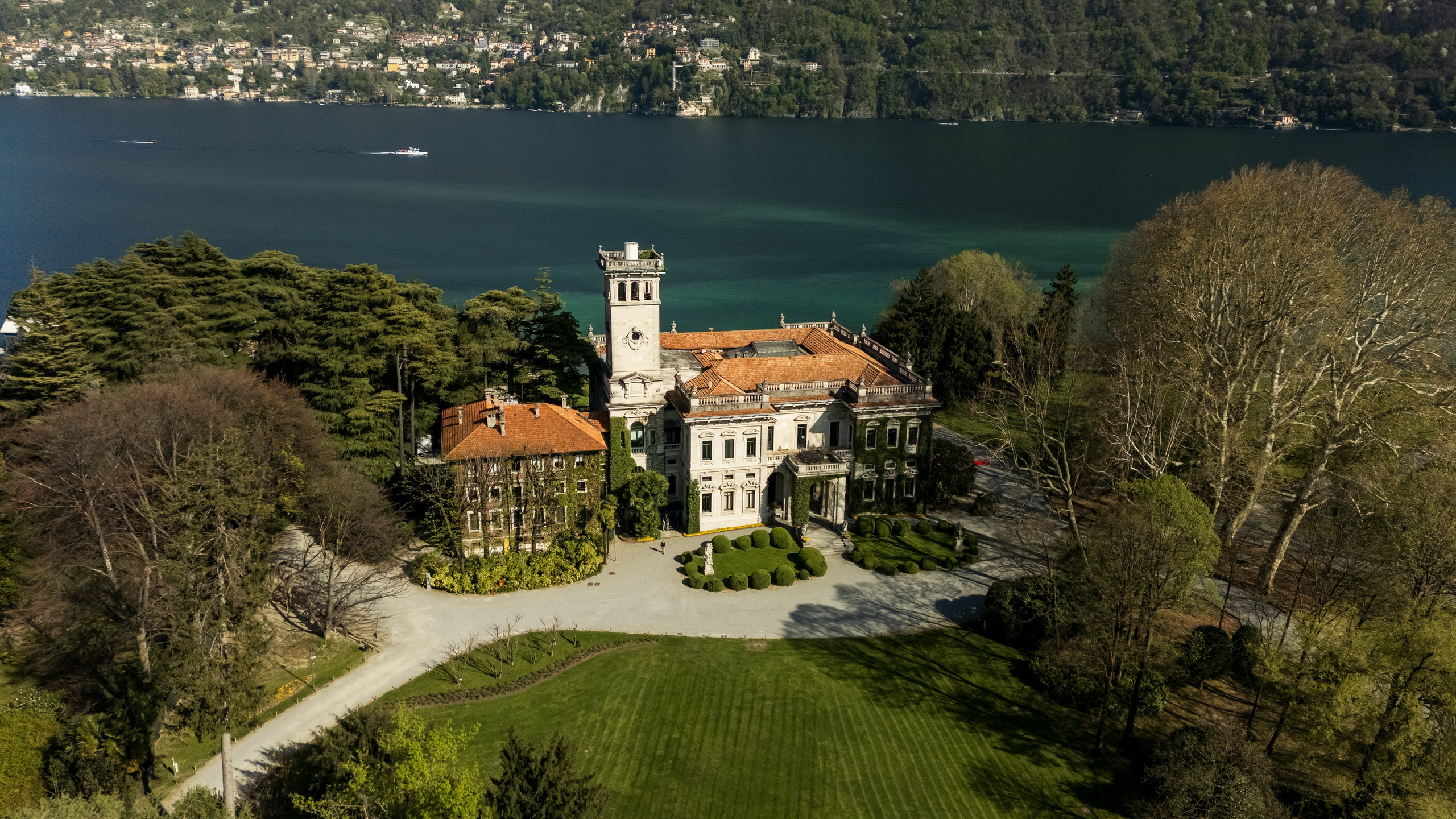 Gala dinner d'Alba Piedmont. Aleksandr Tsukanov