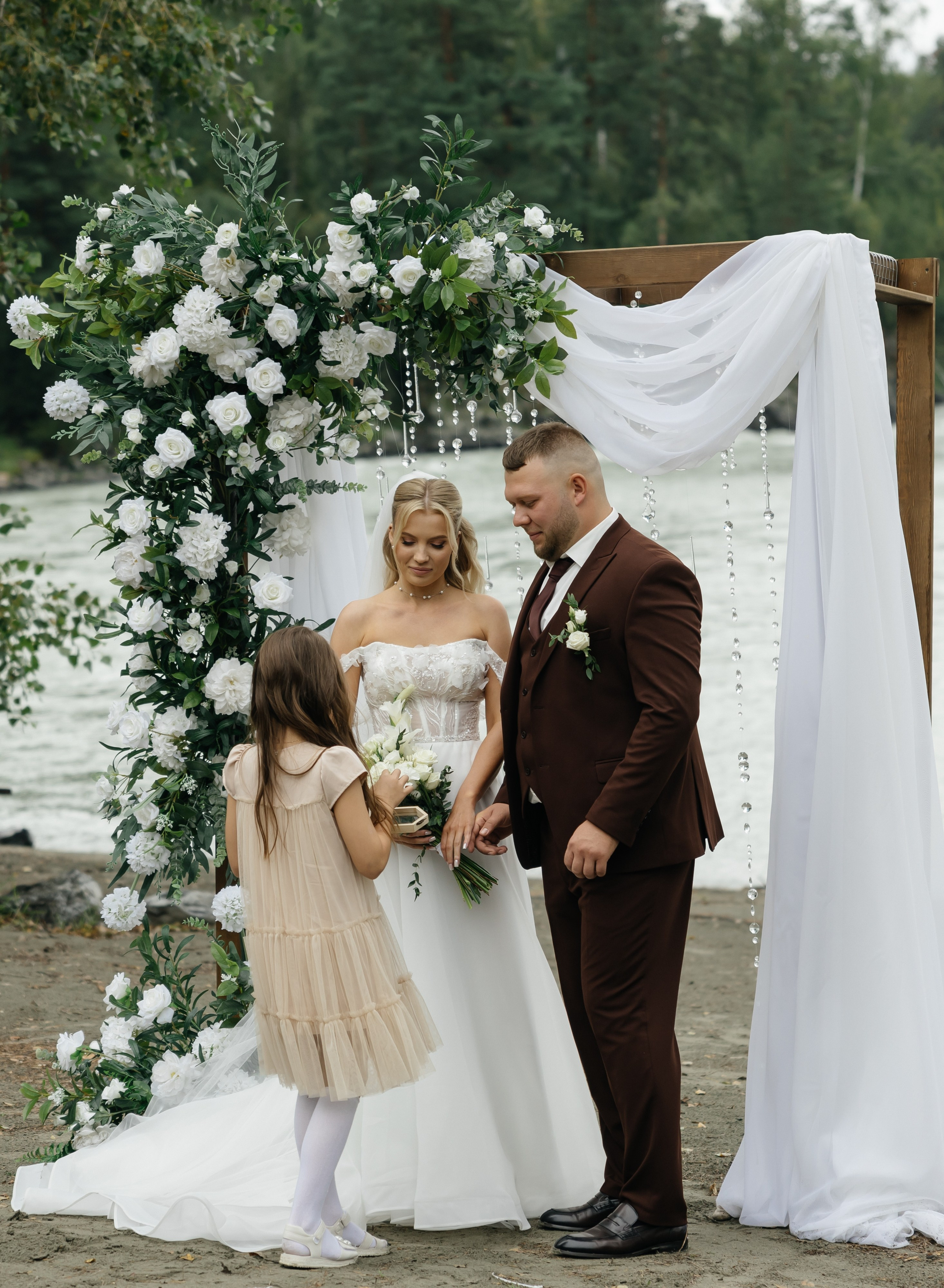 Любовь выше гор. История Насти и Дениса. Свадебный и семейный фотограф Рассказова Виктория