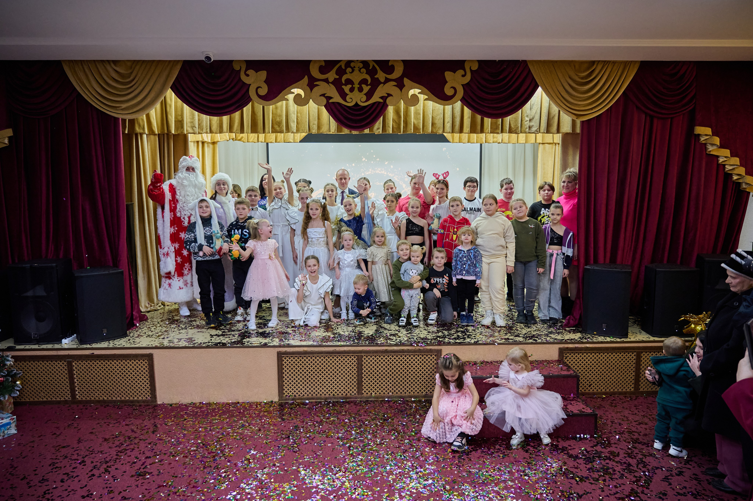 Концерт в ДК с. Виноградное. Жизнь курорта Кабардинка в фотографиях