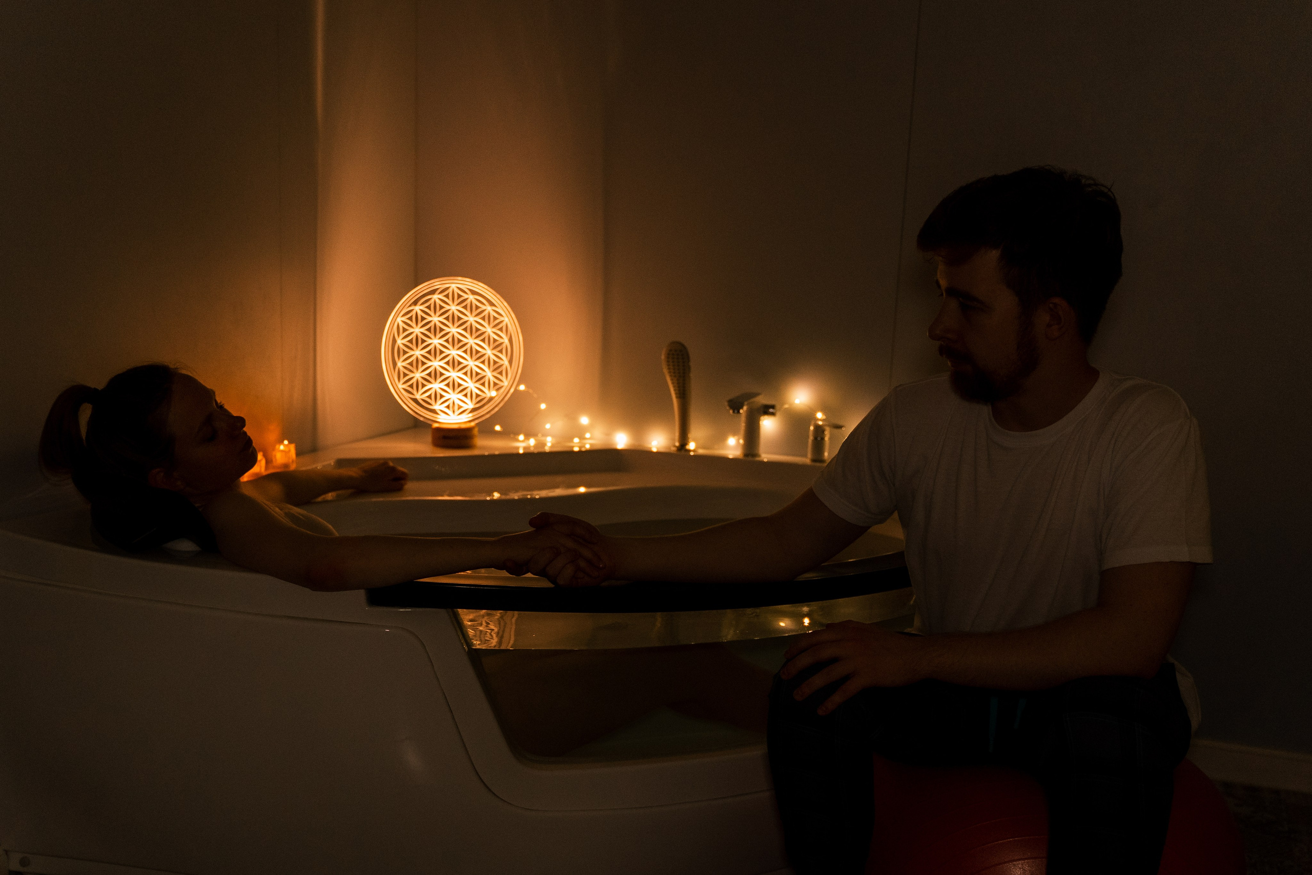 Фотосъемка Семейная история — заказать комплекс 3-х услуг фото и видео. Фотографы на роды в Москве. Фото и видео родов. Фотопроект «Продолжение рода»