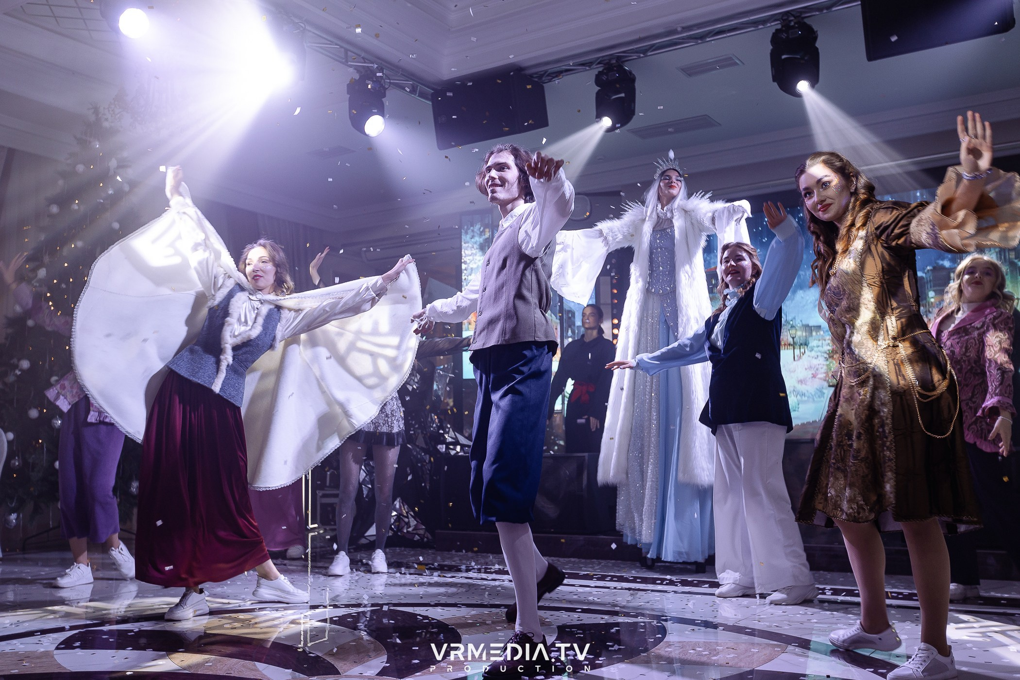 Новогодний вечер в ресторане «Лазурный Берег»