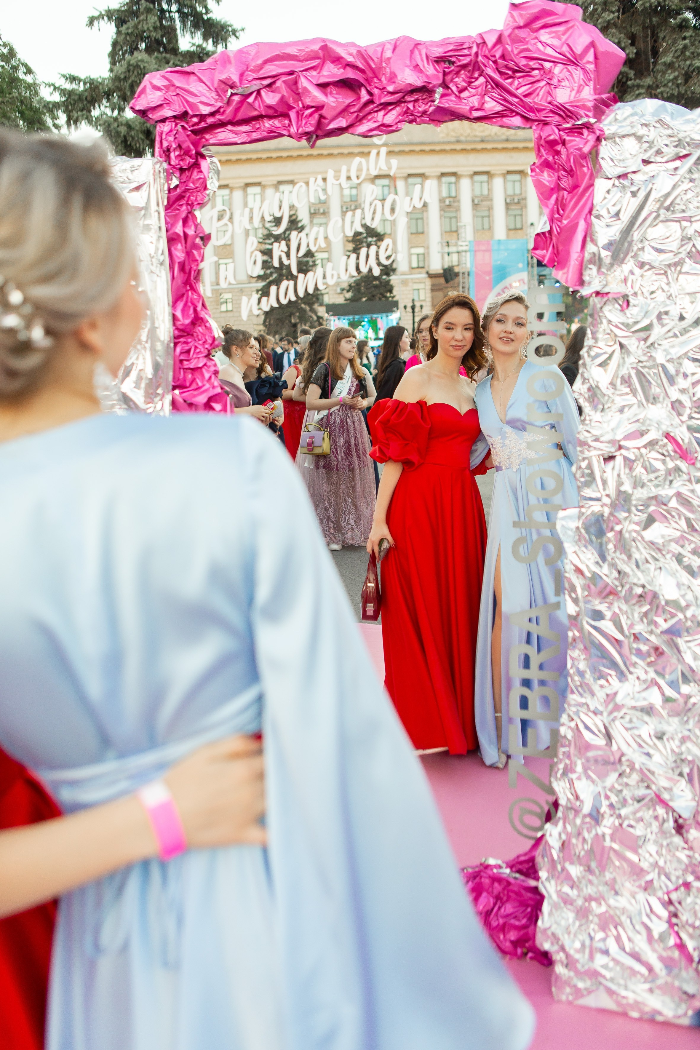 Выпускной Гимназия 12 2024 г. Свадебный и портретный Фотограф в Липецке Дмитрий Котюков