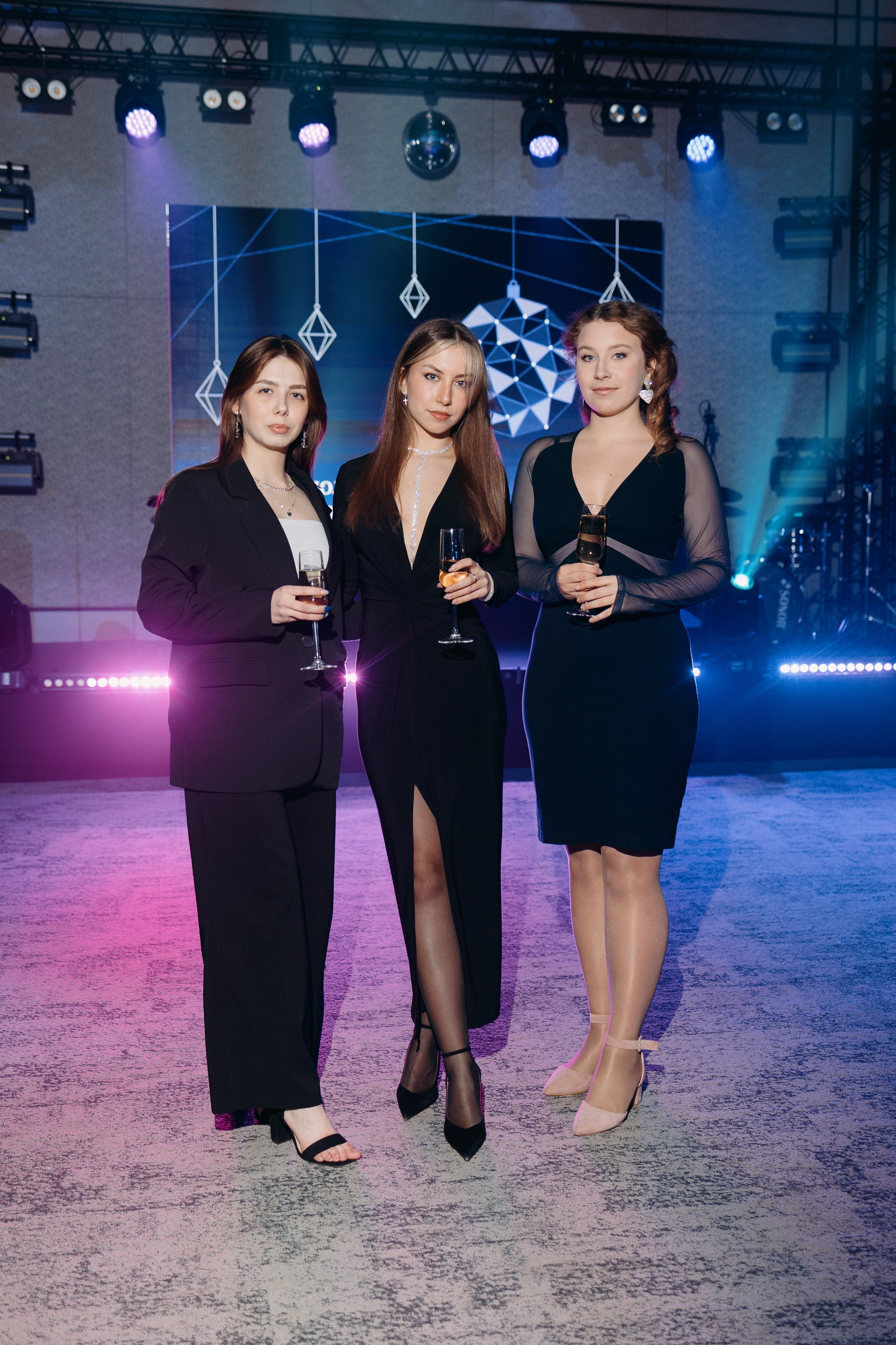 Технологии доверия | корпоратив. Showbiz | Fashion | Reportage