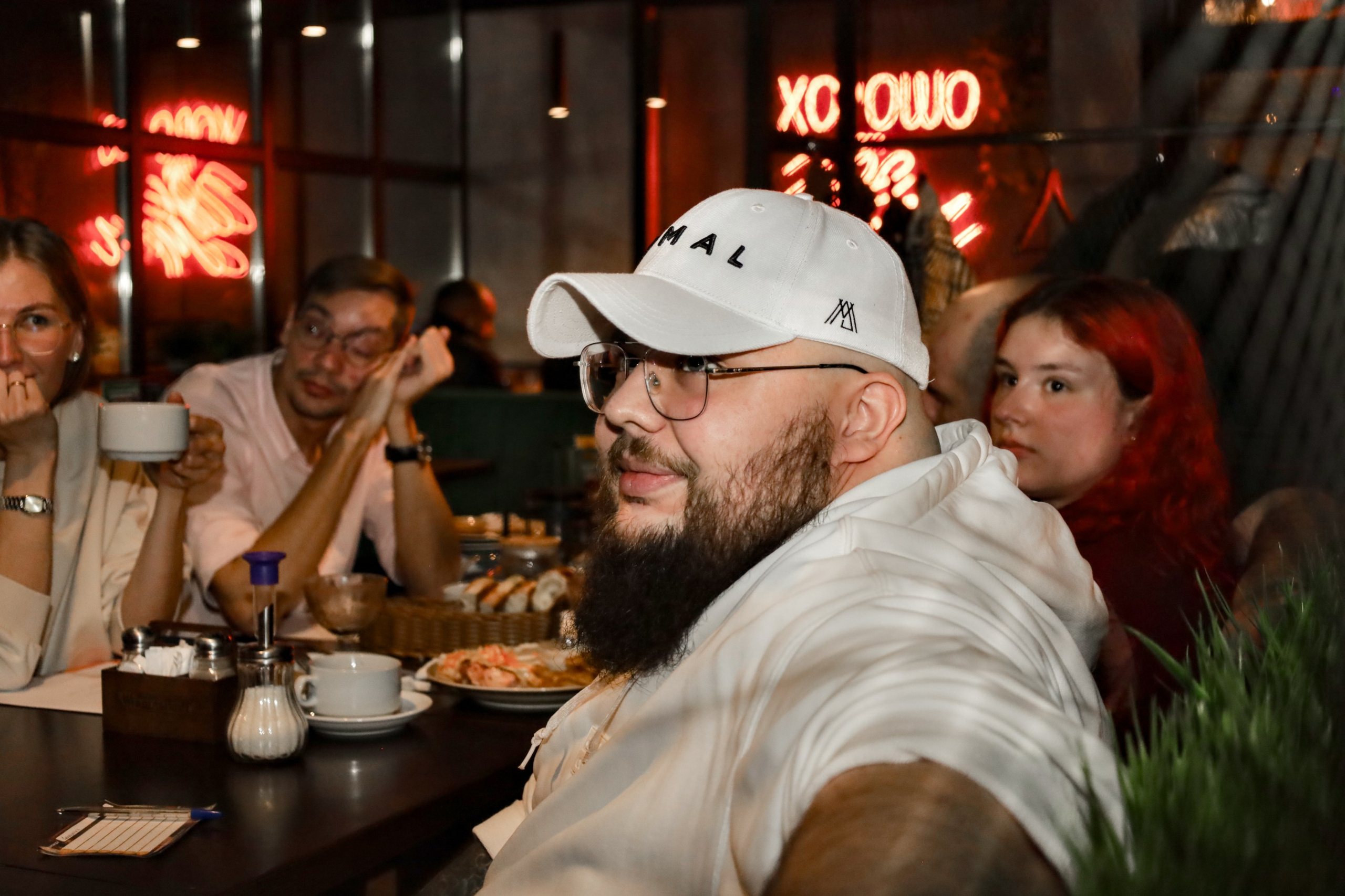 11 сентября. Фотограф в Губкинском | Александра Артамонова