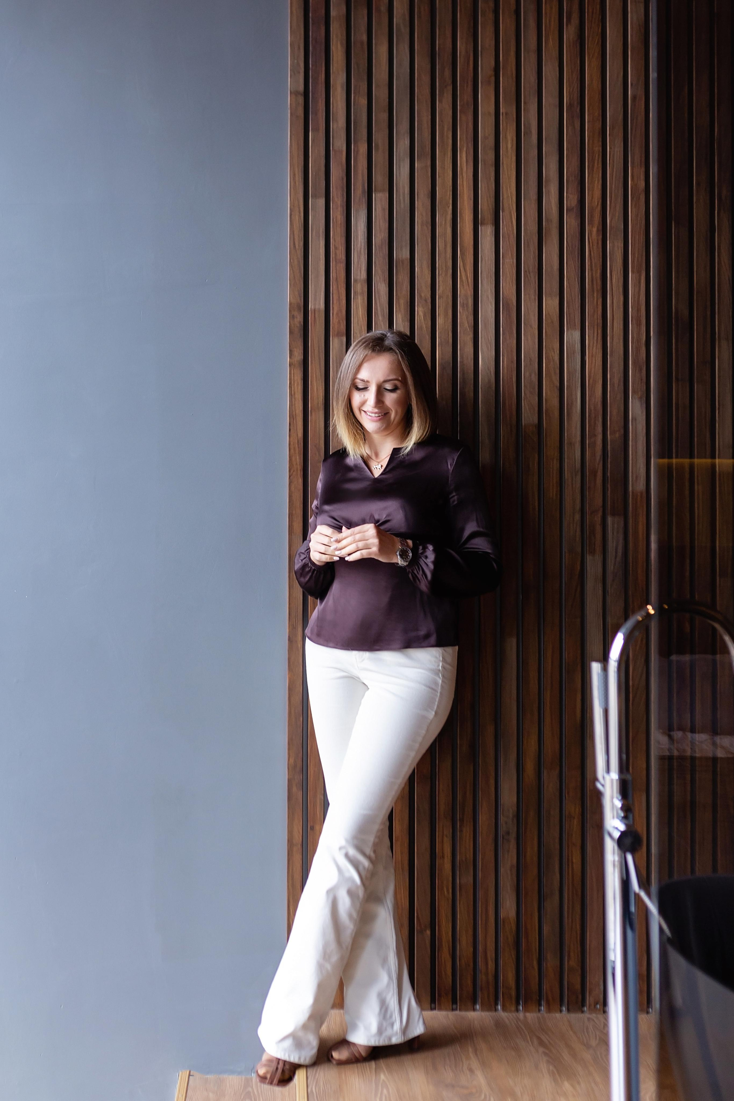 Оксана, руководитель отдела в агентстве недвижимости. Фотограф в Москве Ксения Мокрушина | Brand & Women photographer