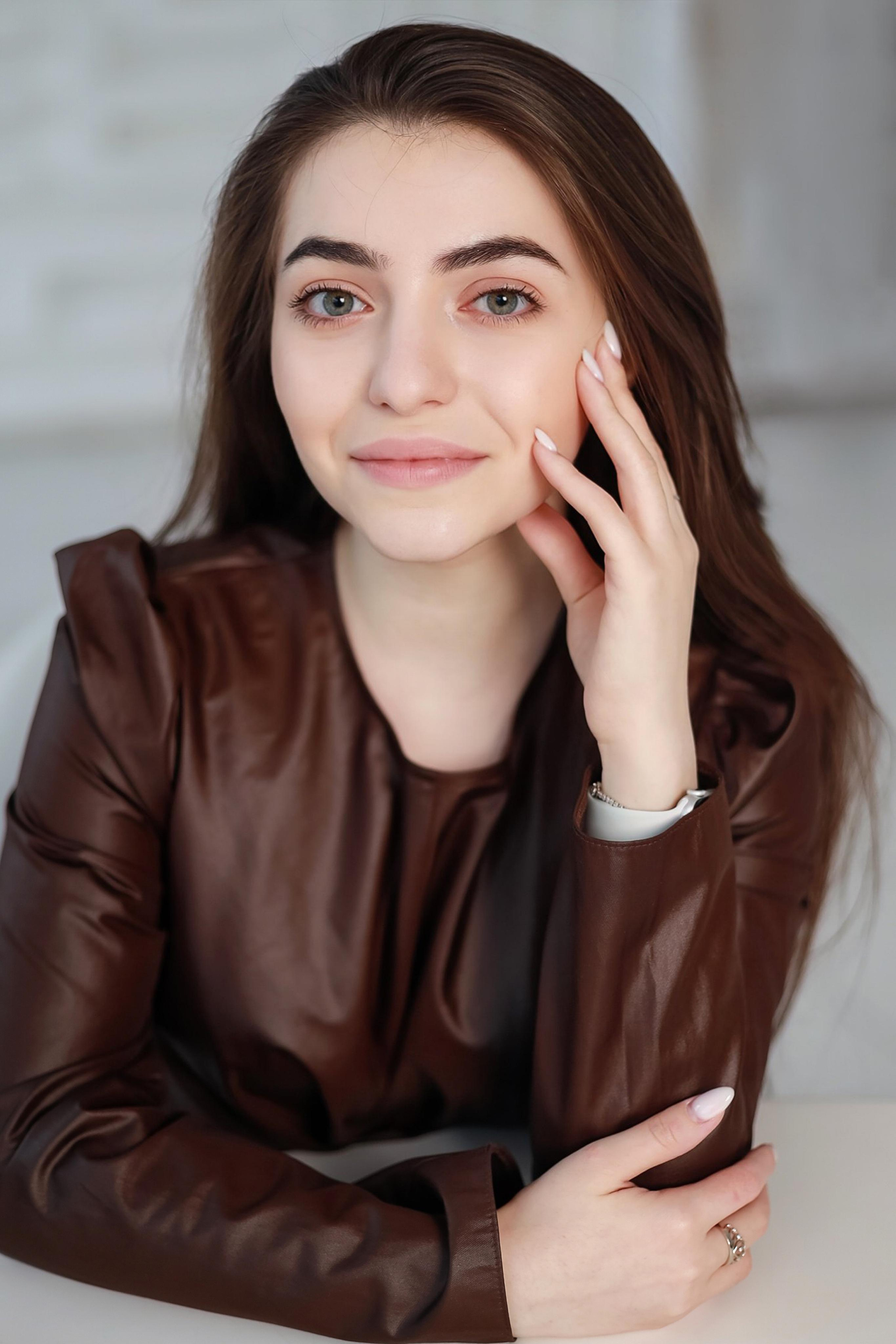 Джульетта, ортодонт. Фотограф в Москве Ксения Мокрушина | Brand & Women photographer