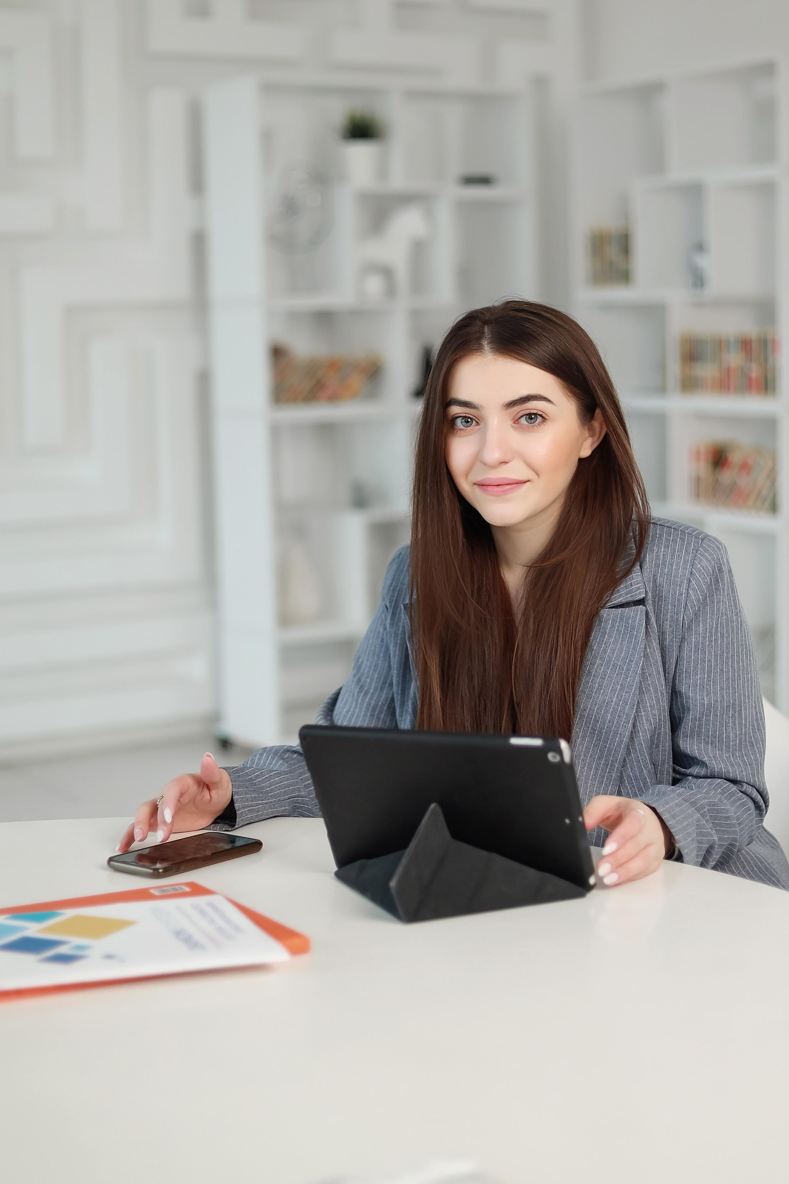 Джульетта, ортодонт. Фотограф в Москве Ксения Мокрушина | Brand & Women photographer