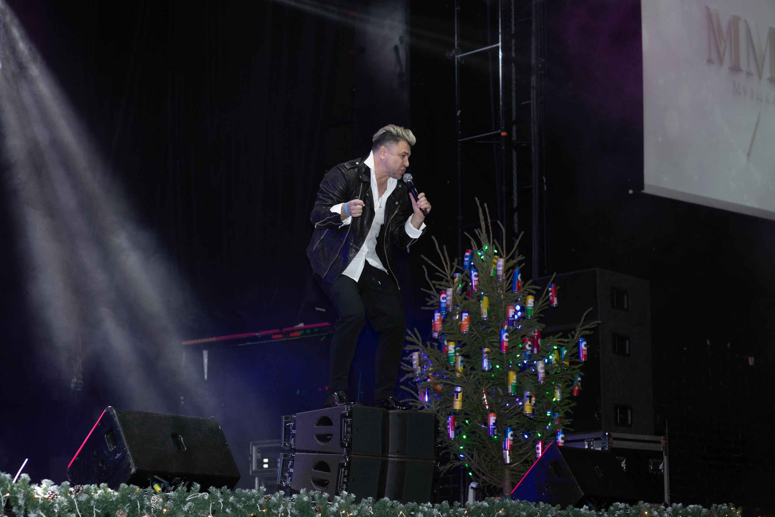 ММTV новый год 2024. Art photographer Nino