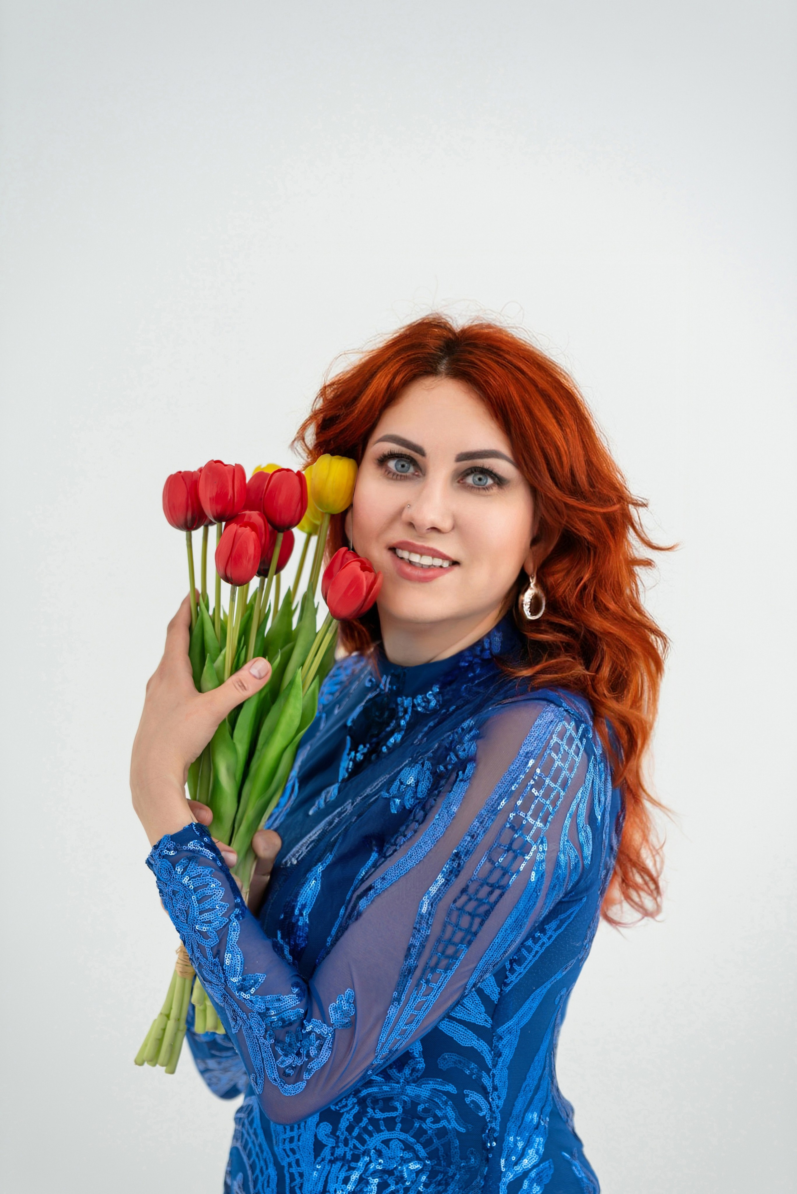 Платье синее с пайетками силуэтное 44-46рр. Ольга Ли свадебный семейный фотограф Иркутск