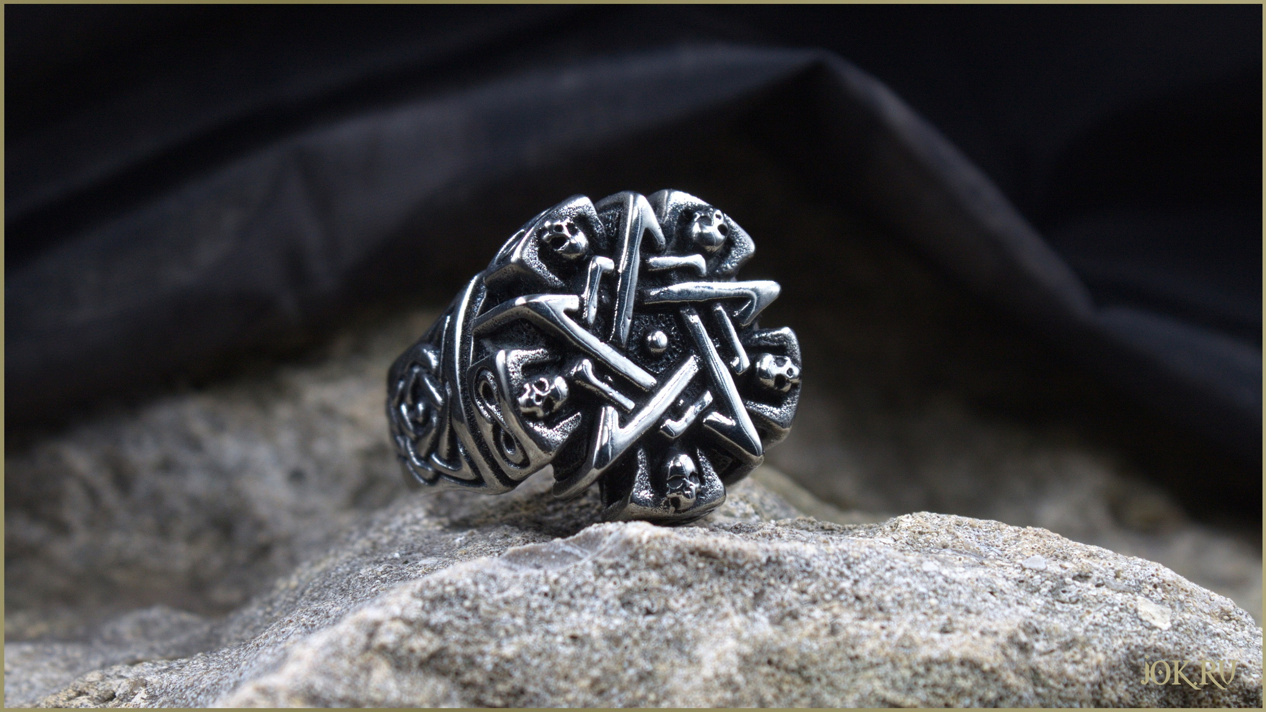 Перстень Пентаграмма элитные кольца с черепами в магазине Joker-studio