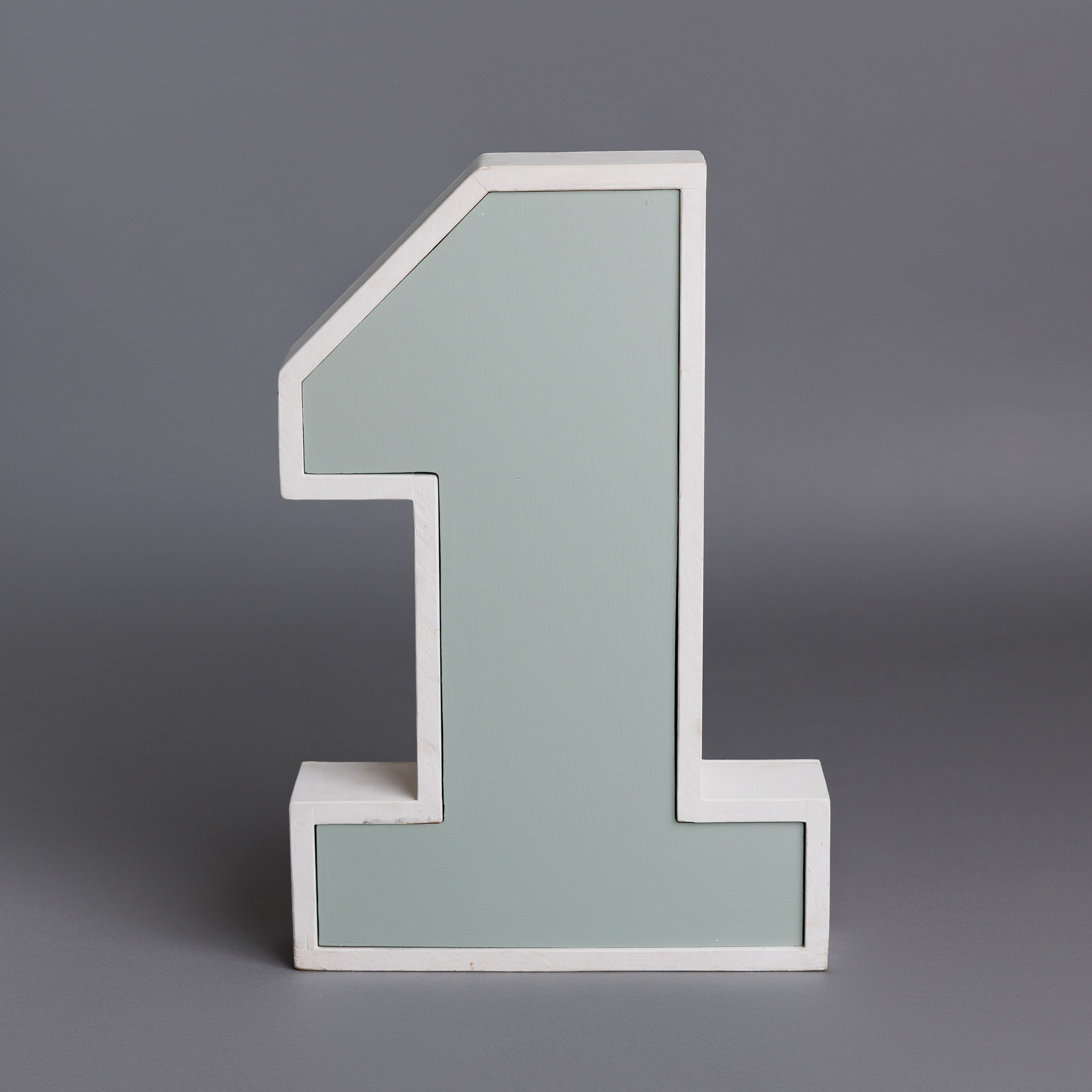 ДЕРЕВЯННЫЙ РЕКВИЗИТ. Фотостудия в Строгино