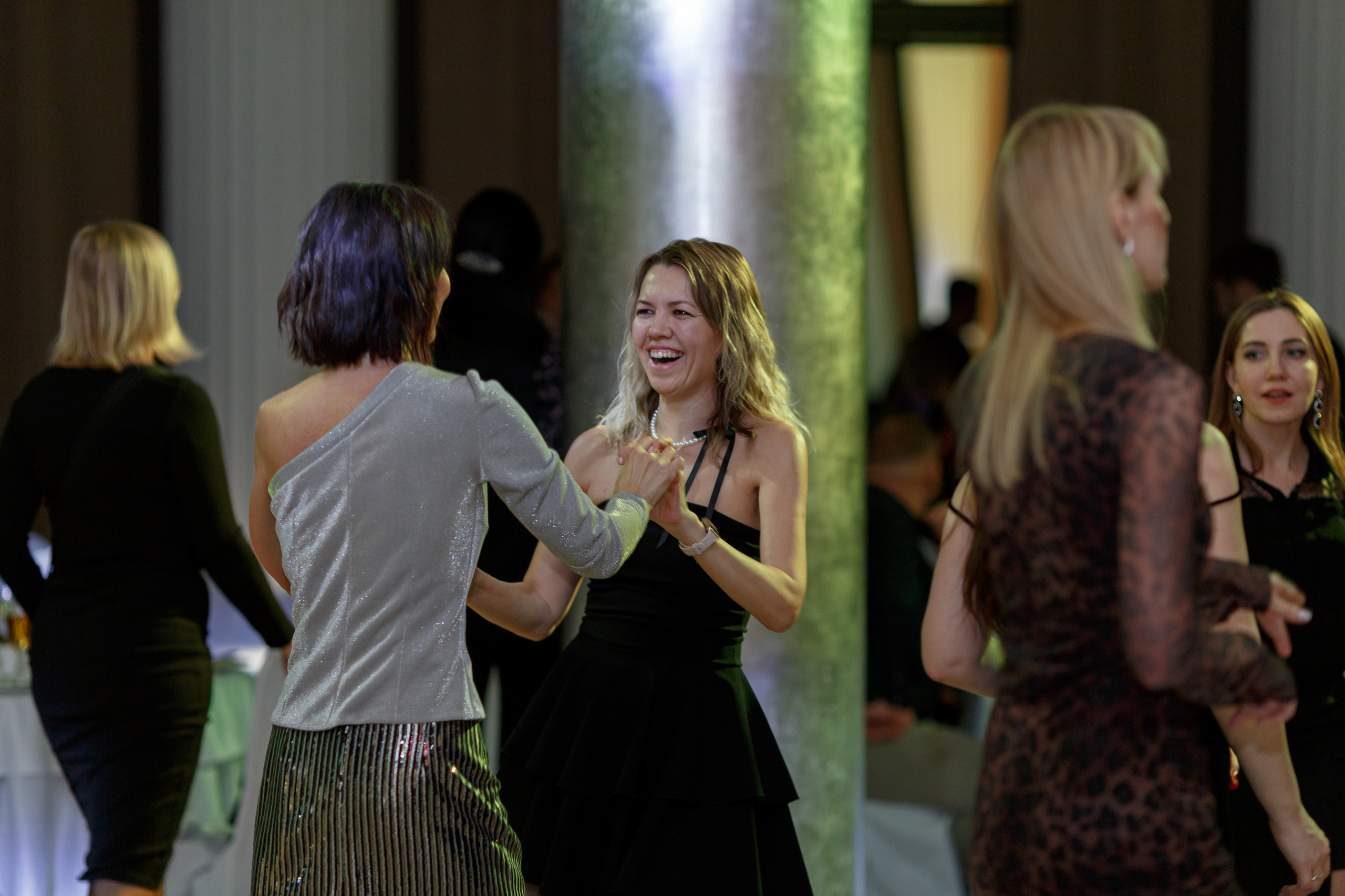 Репортажная фотосъёмка — корпоратив Tele2 2024