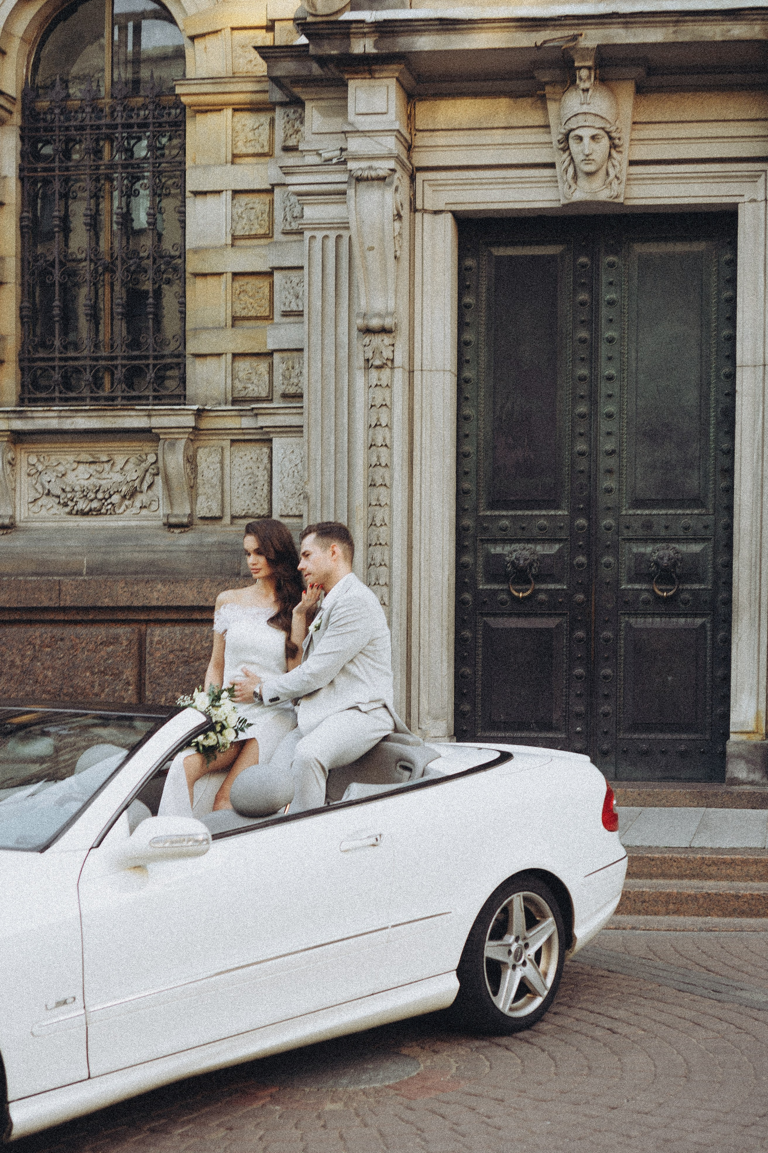 Свадебная сьемка у академии Штиглица. Профессиональный фотограф, Санкт-Петербург — Виктория Богомолова